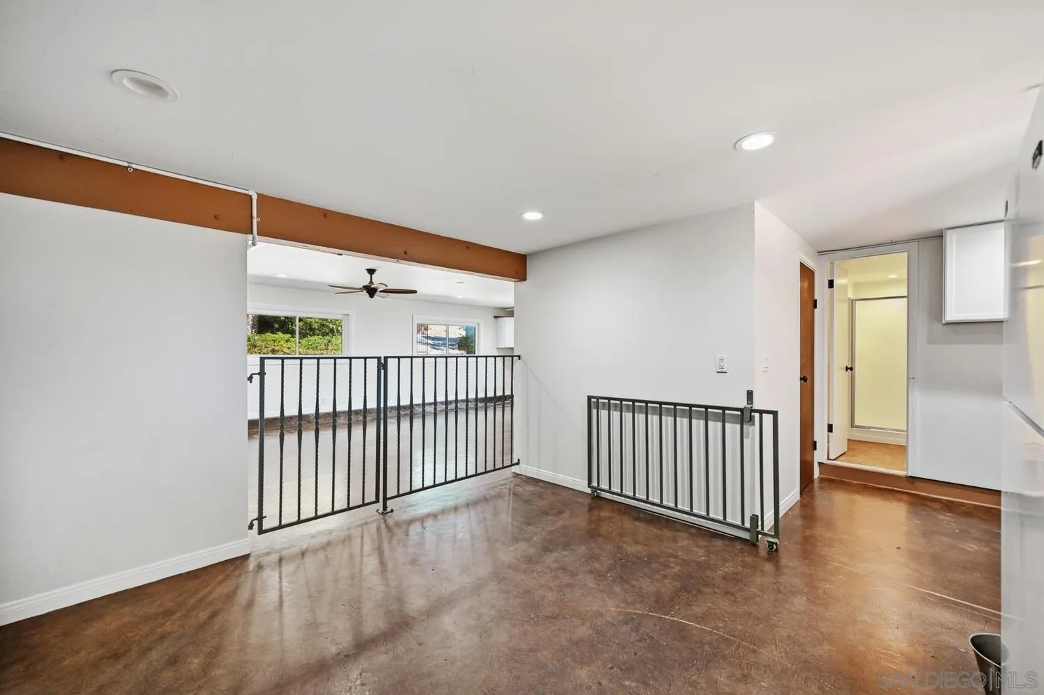 https://cdn.realtyfeed.com/cdn/127/260022843/9e7b96fc25e141550b6398f8980fb50b.webp