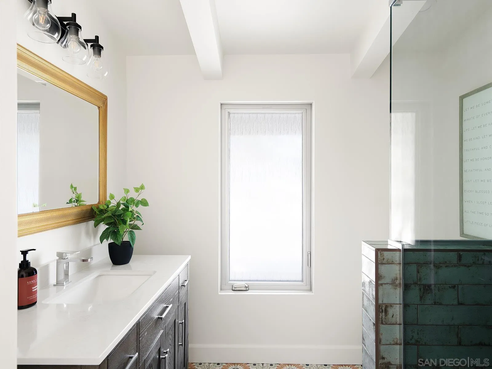https://cdn.realtyfeed.com/cdn/127/260022846/2257fcbb33cc0c37580df4980db25d30.webp