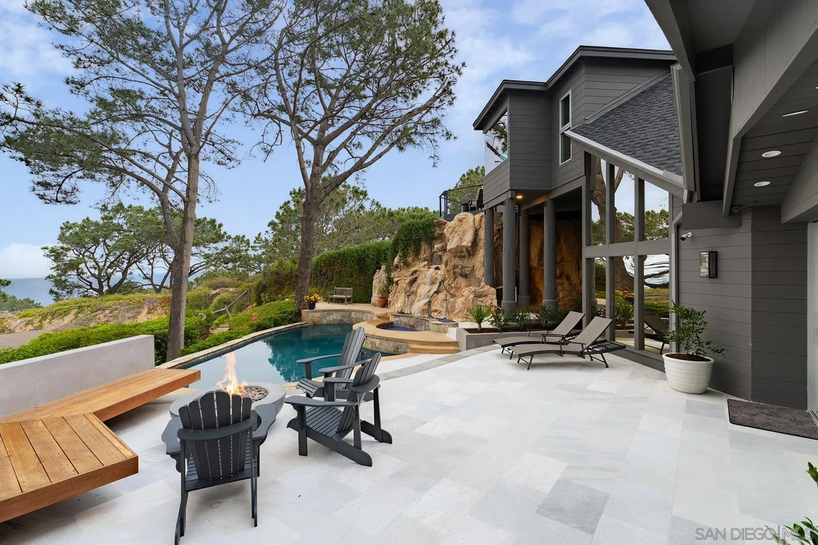 https://cdn.realtyfeed.com/cdn/127/260022846/61ecaf455c839d562984339cd7e99fd5.webp
