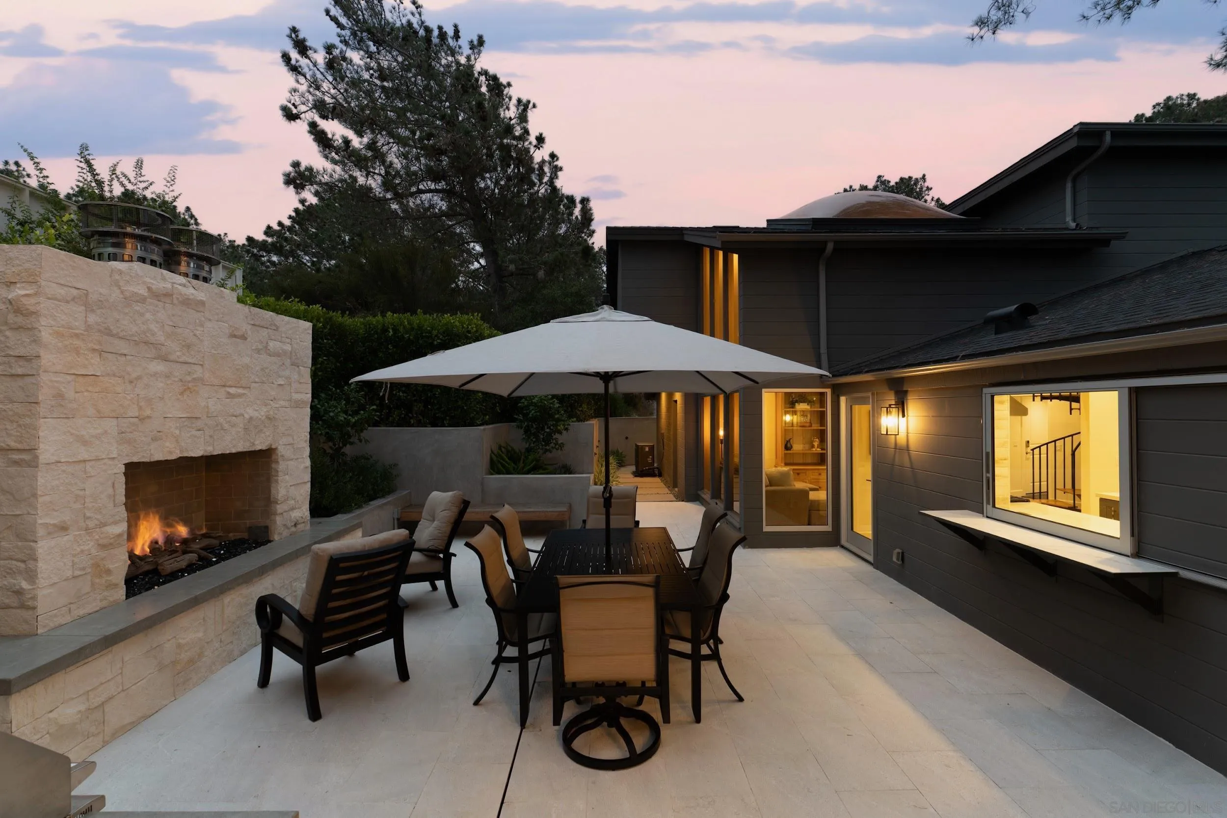 https://cdn.realtyfeed.com/cdn/127/260022846/7c8b53c1b9675eb555affbf229e1f5b3.webp