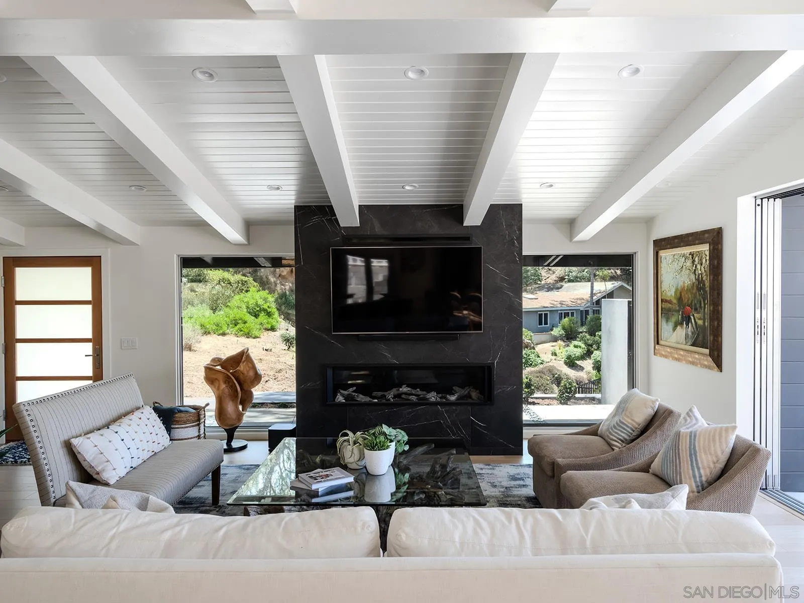https://cdn.realtyfeed.com/cdn/127/260022846/a293ac9f79909bc4c216eae0a9971291.webp