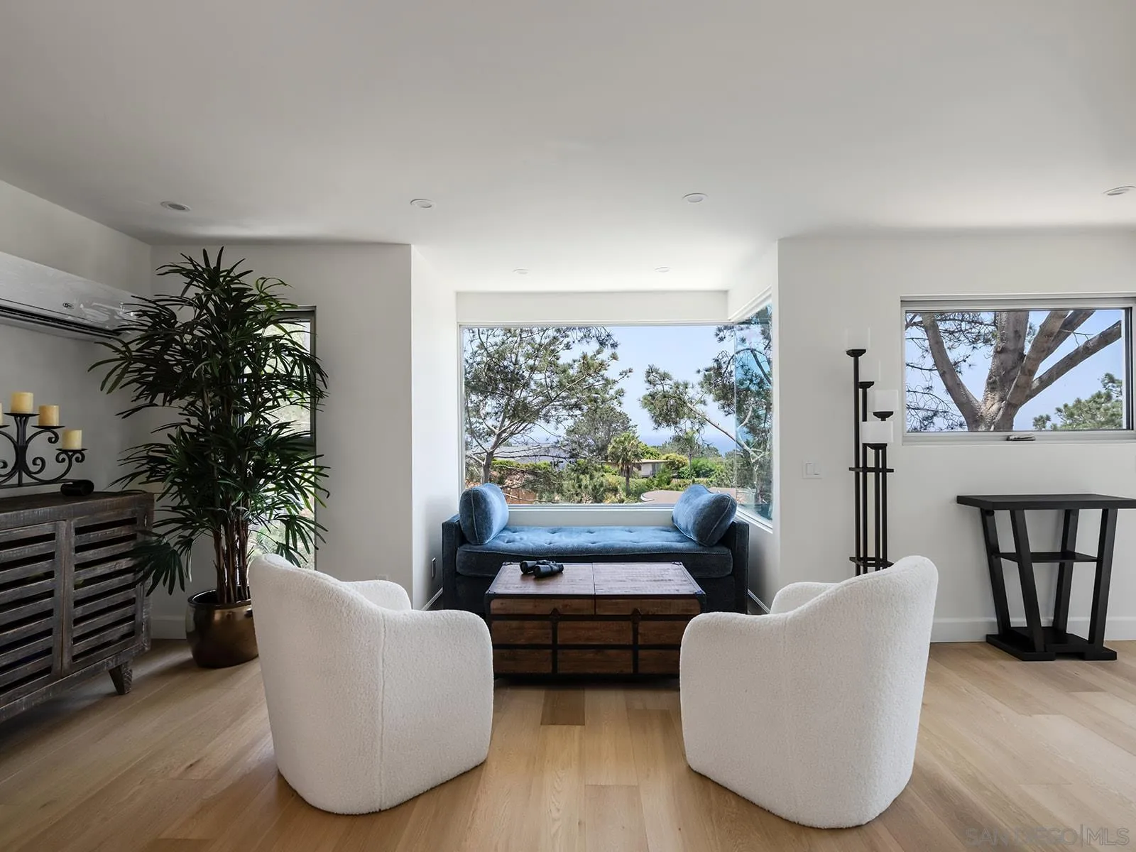 https://cdn.realtyfeed.com/cdn/127/260022846/d898f032951d298fce84da9fcb692df6.webp