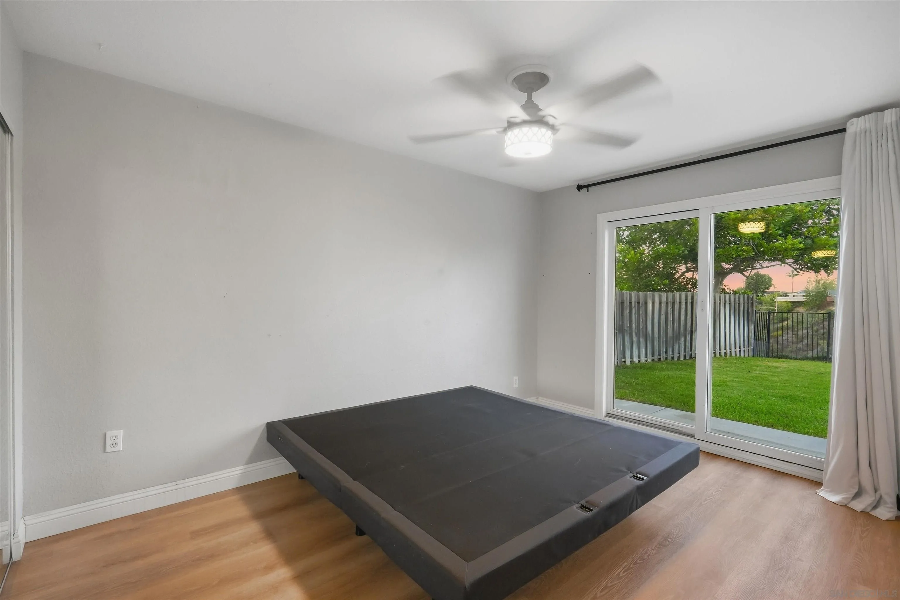 https://cdn.realtyfeed.com/cdn/127/260022847/23739ff089c629b5098a1076be06b7c8.webp