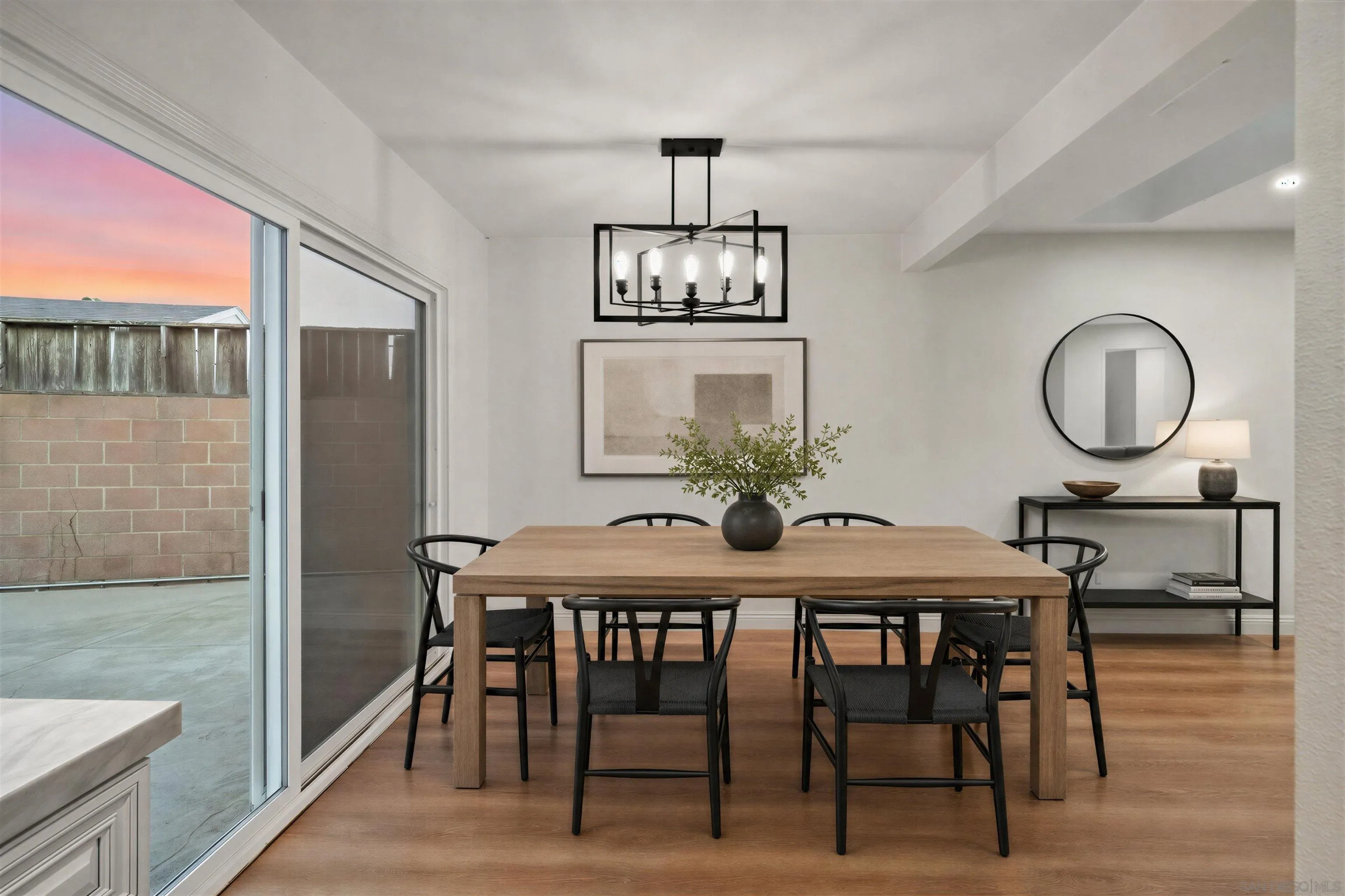 https://cdn.realtyfeed.com/cdn/127/260022847/4bdbe5e2b44bb4a5c0b2a49639c661fb.webp