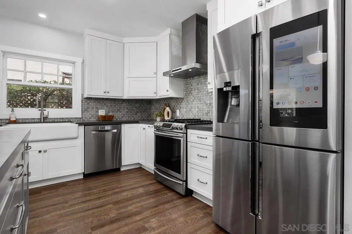 https://cdn.realtyfeed.com/cdn/127/260022850/4b91c5e76bde14ed221978b28dc7c108.webp