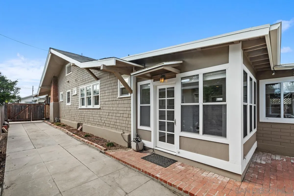 https://cdn.realtyfeed.com/cdn/127/260022850/c51e793ce7a56a9d41d57f9729730aab.webp
