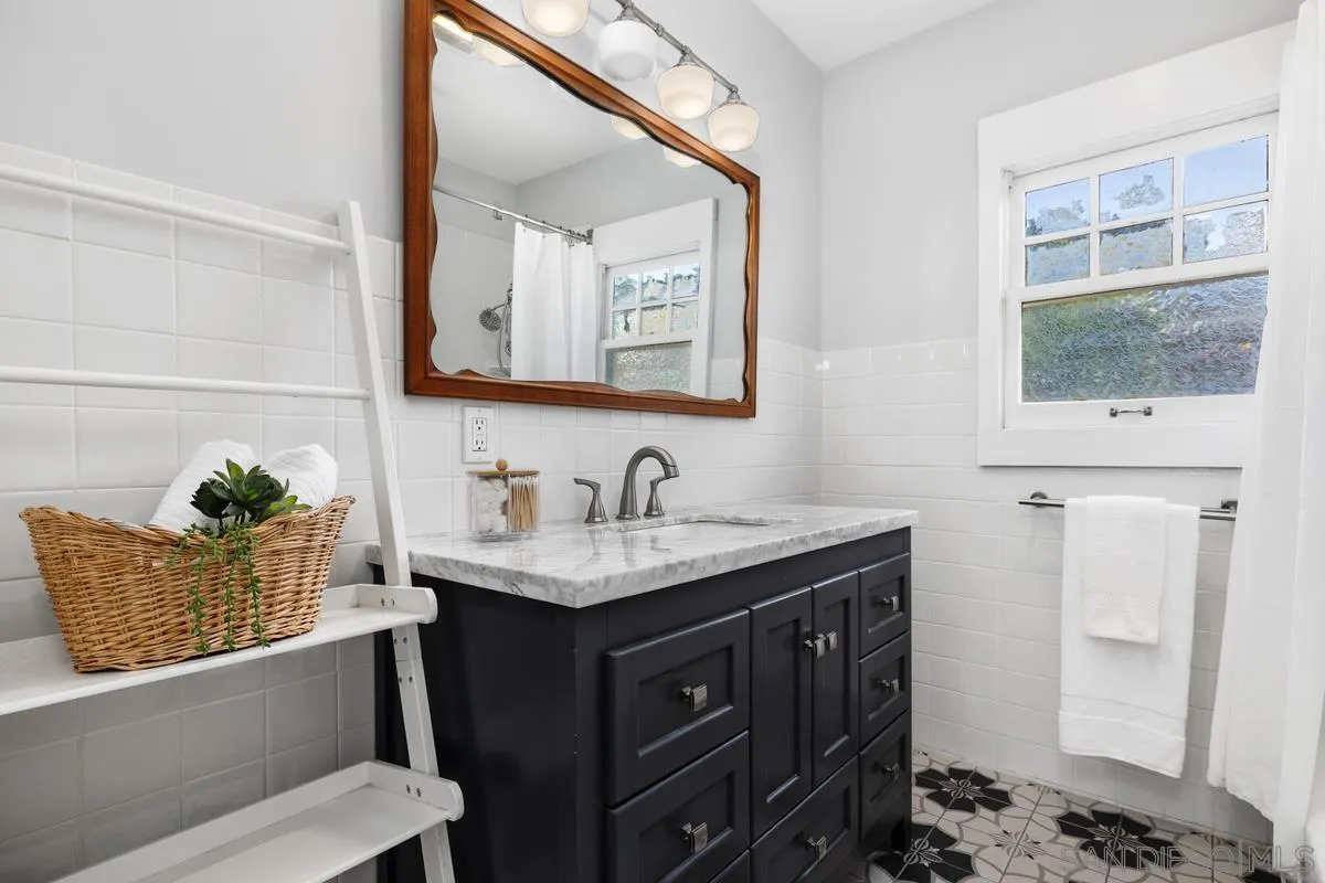 https://cdn.realtyfeed.com/cdn/127/260022850/d8b0a4ccc489df177f5d5fa9a8de3f88.webp
