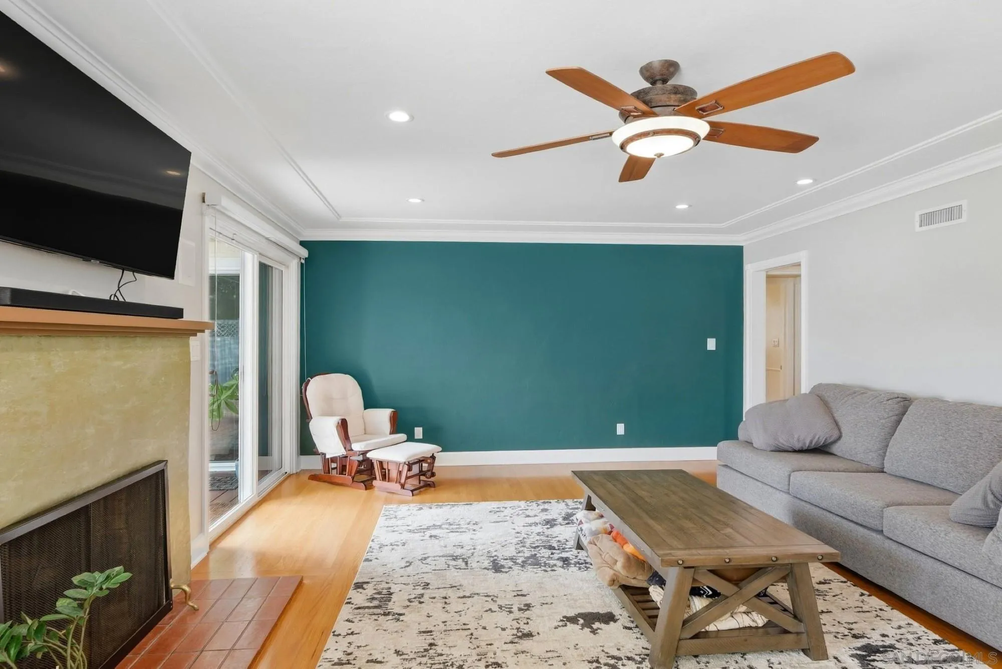 https://cdn.realtyfeed.com/cdn/127/260022851/5c62f3569cea8f614d0cc486607d92e5.webp