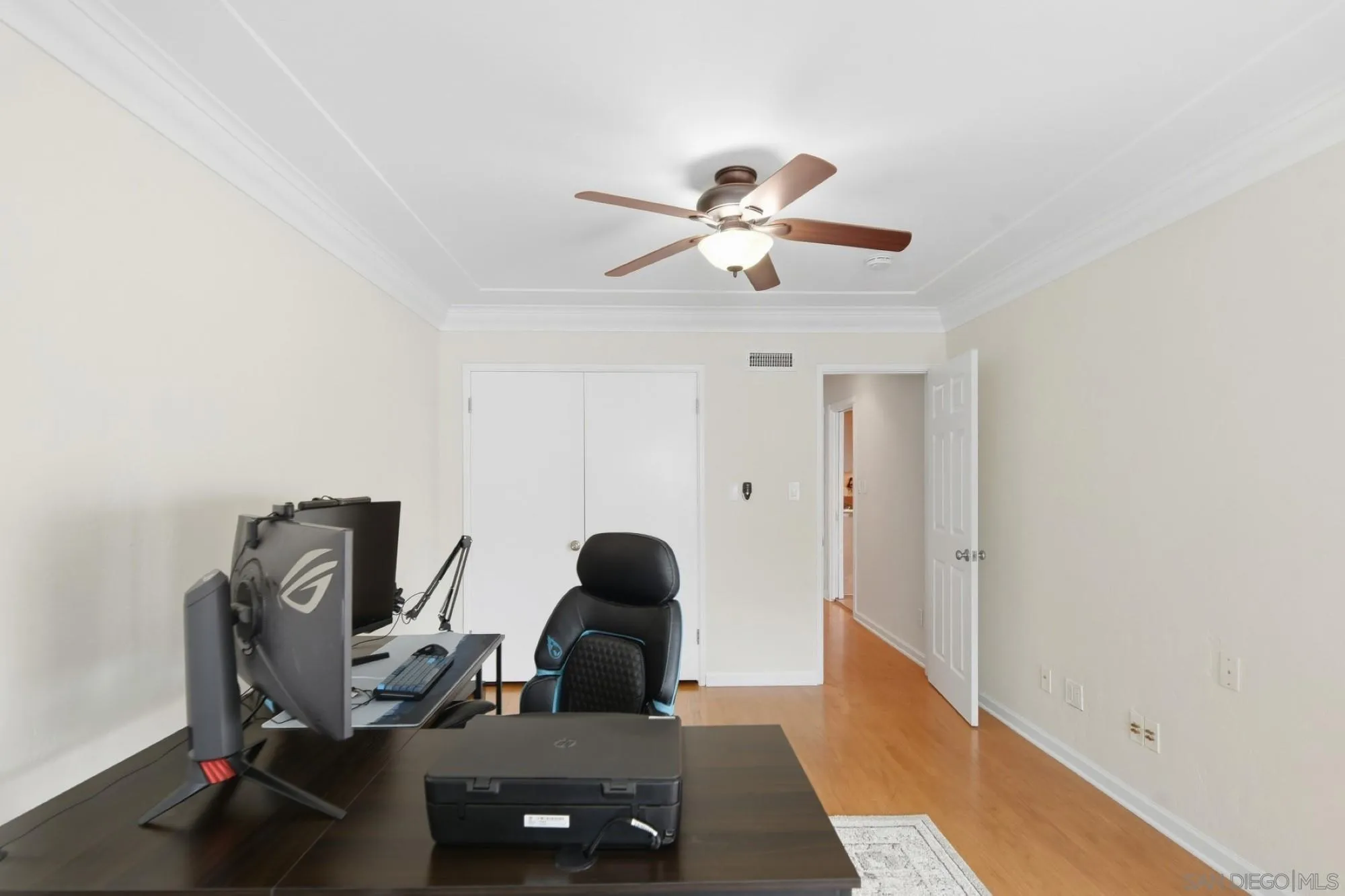 https://cdn.realtyfeed.com/cdn/127/260022851/8f0fe982fcd9f68c8a0c13a3c626bca1.webp