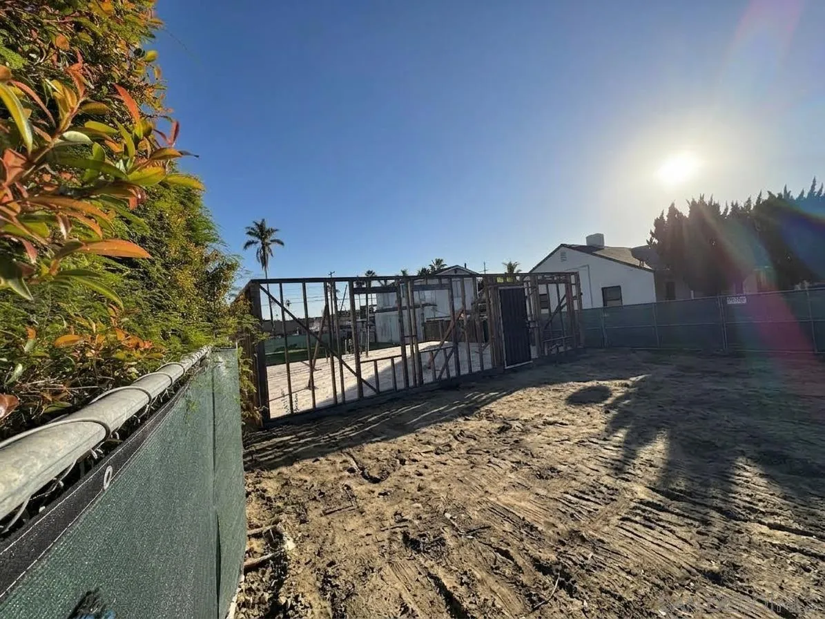 https://cdn.realtyfeed.com/cdn/127/260022853/2b64a3ff447da0ab81ed32f9714f95c6.webp