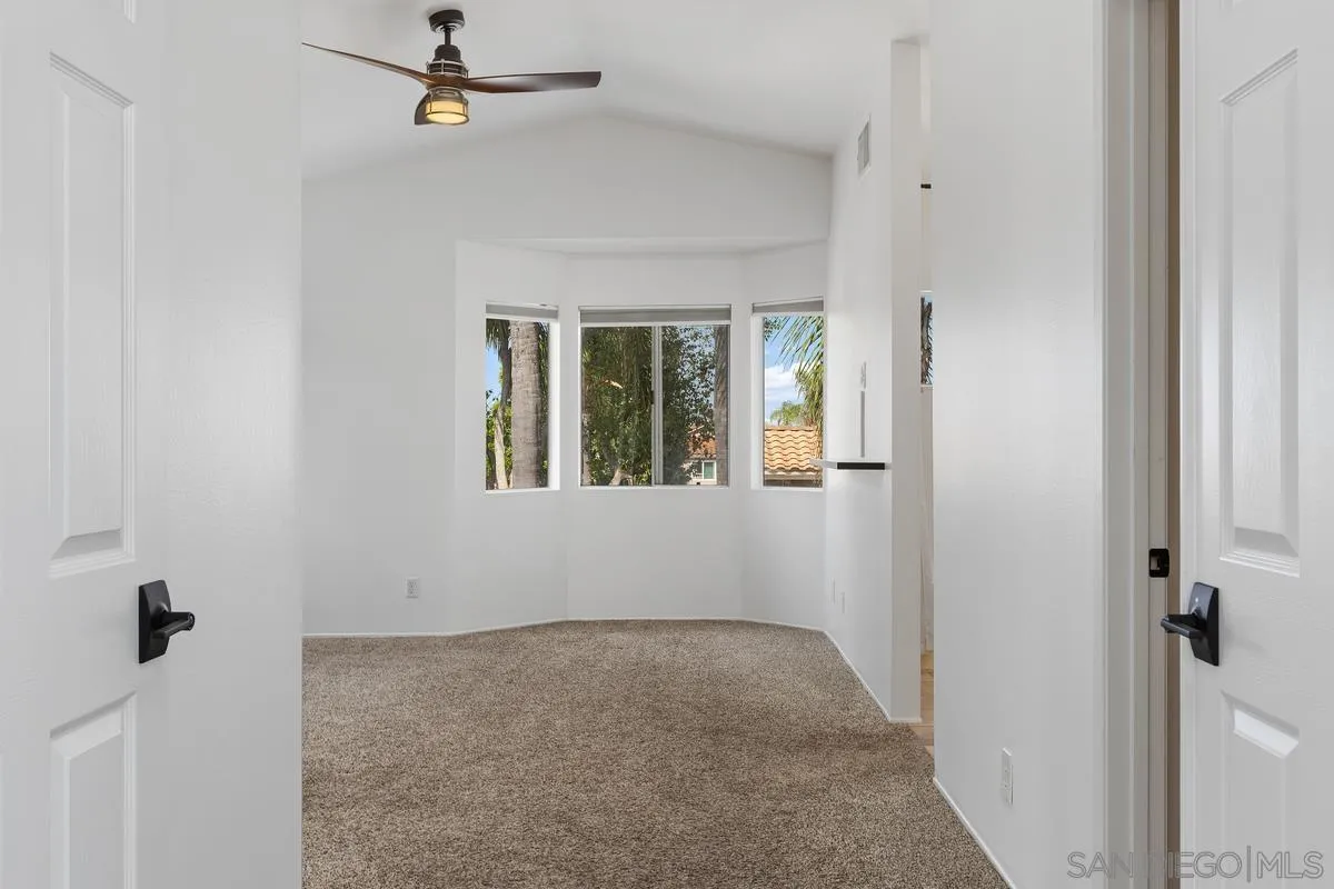https://cdn.realtyfeed.com/cdn/127/260022854/28a540524163d8365fe1ffa34c36094b.webp