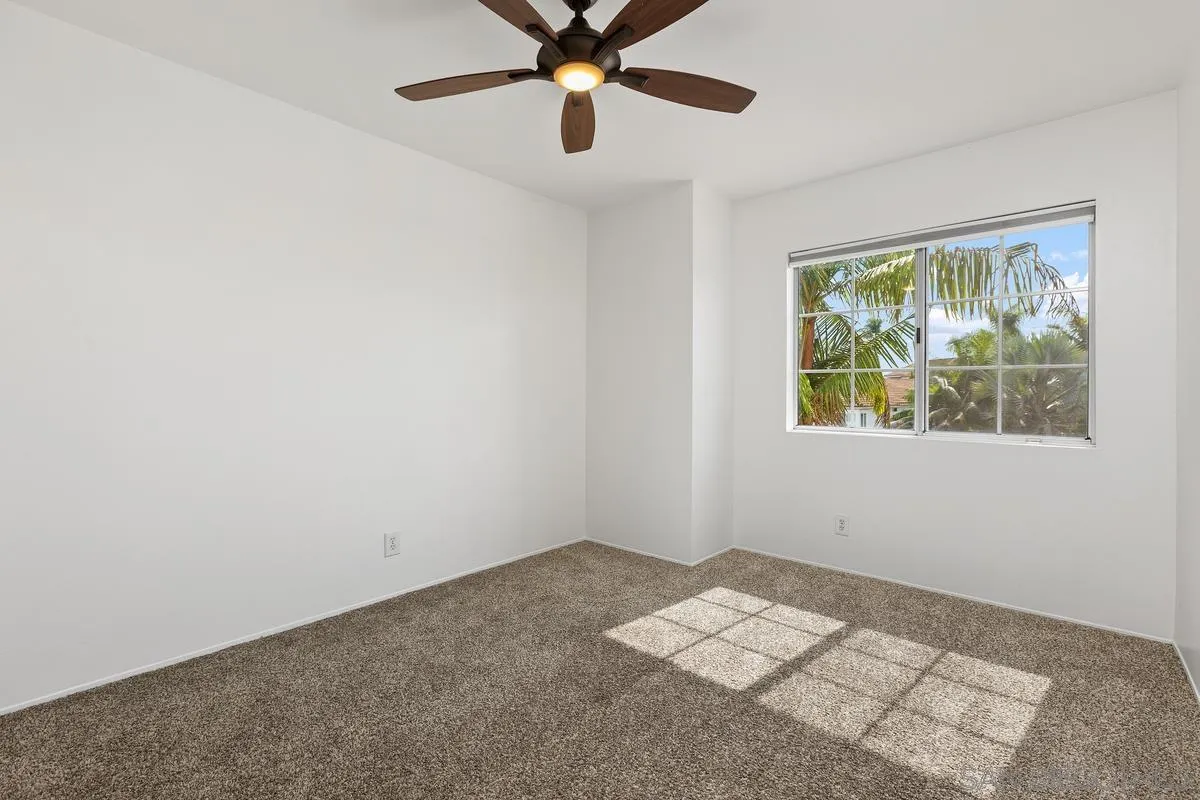 https://cdn.realtyfeed.com/cdn/127/260022854/31cb19e025ce59d81c015e5a30a49dc9.webp