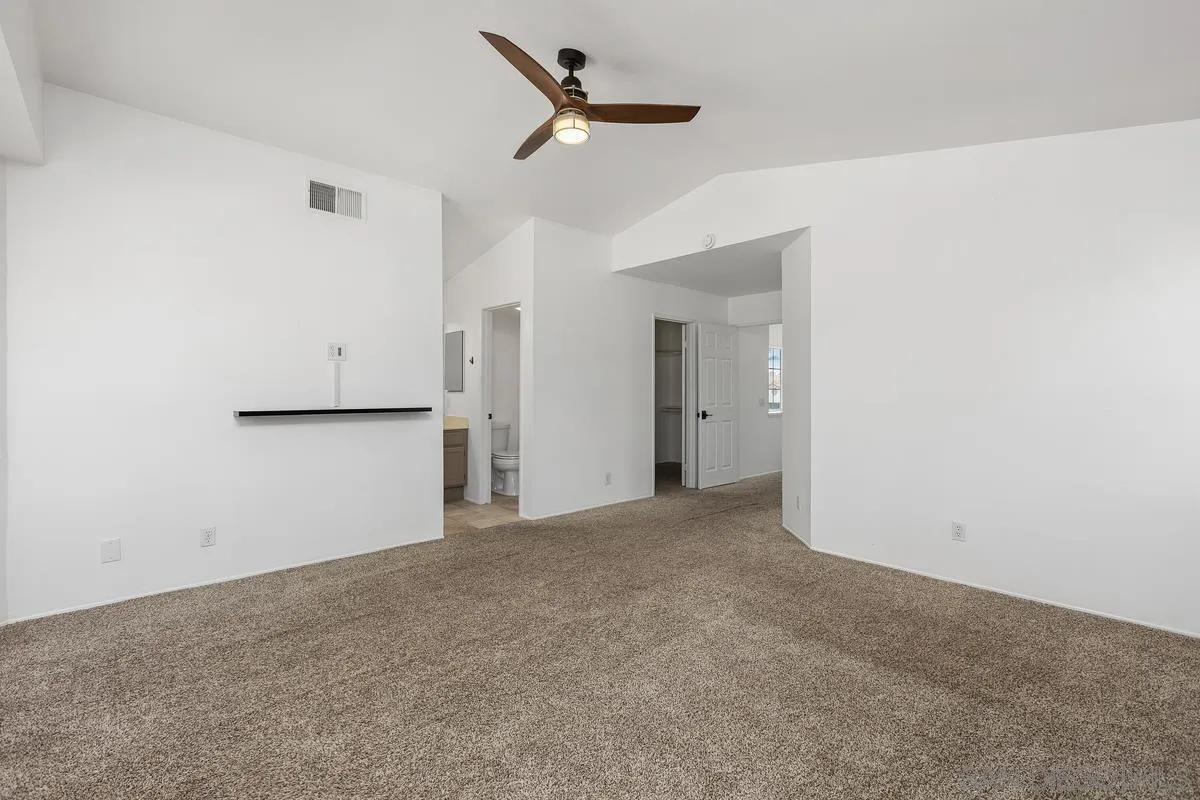 https://cdn.realtyfeed.com/cdn/127/260022854/3ca12eef56336bdf68fa5cc928519a4a.webp