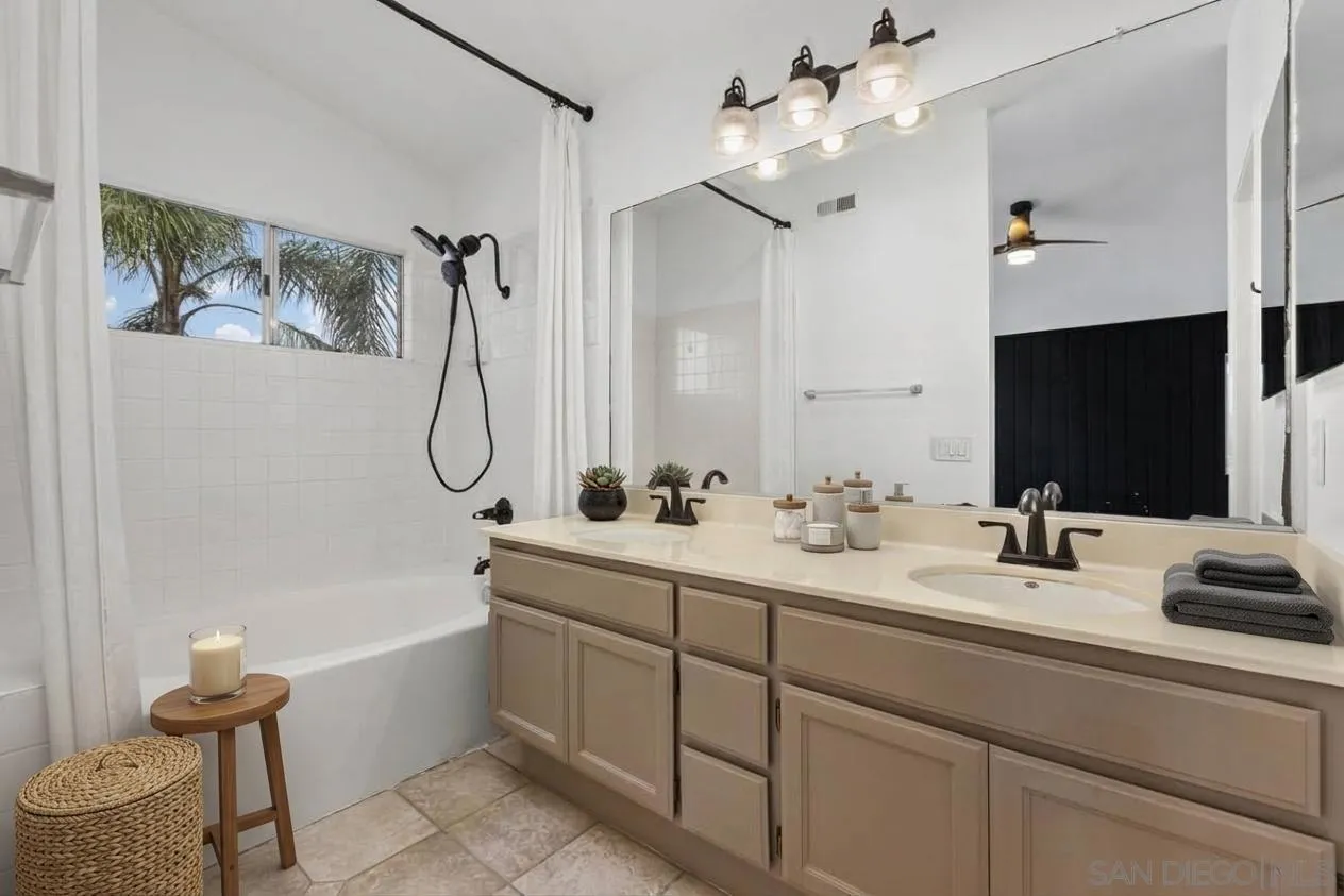 https://cdn.realtyfeed.com/cdn/127/260022854/647eb4fbae70de417ec72a1e0f57ceb6.webp