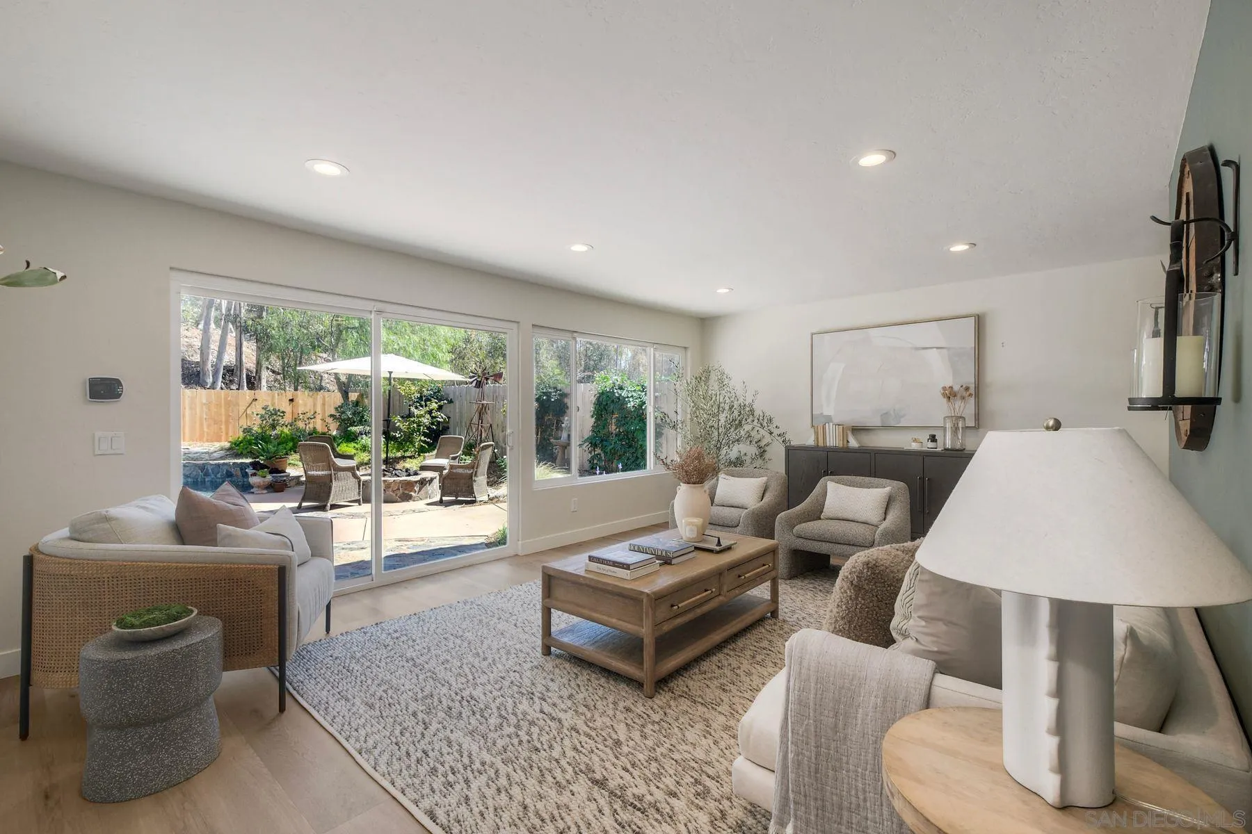 https://cdn.realtyfeed.com/cdn/127/260022855/f2cbf523c9c31b6603f255337f6b3e88.webp