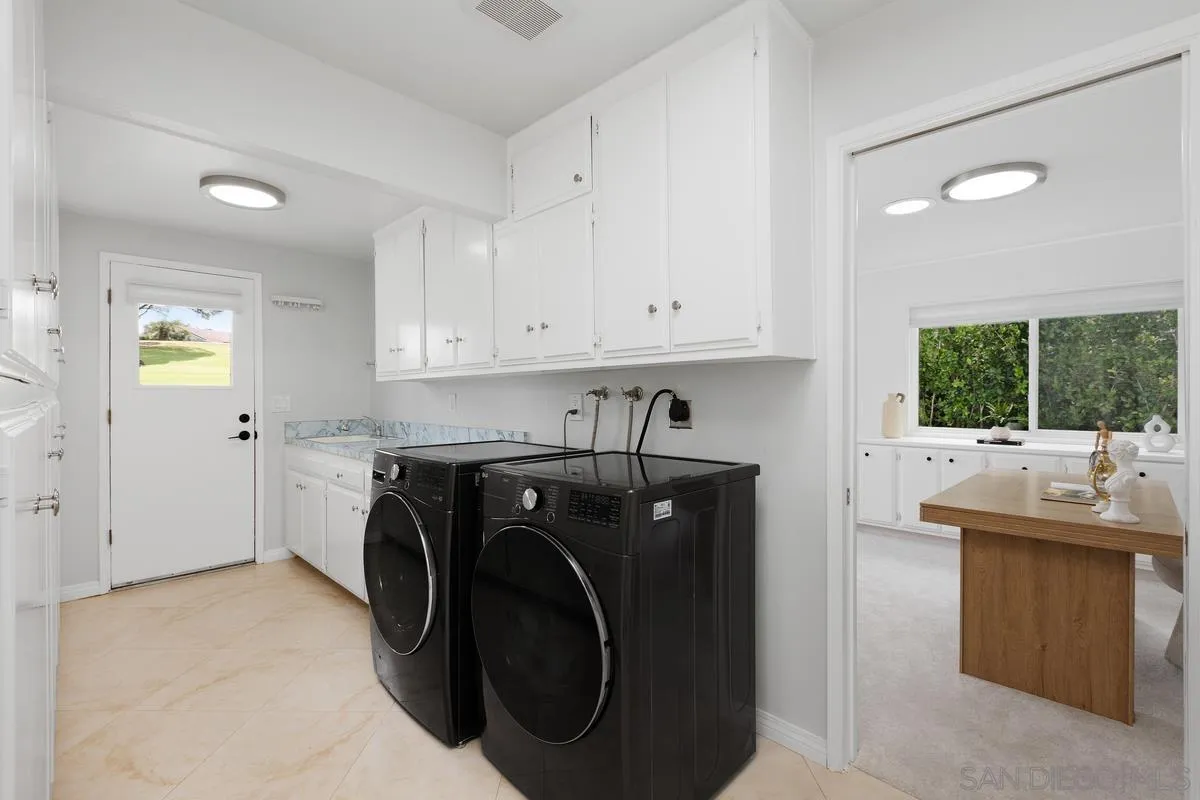 https://cdn.realtyfeed.com/cdn/127/260022856/51ca28afc2455e9c521435b237c84c37.webp