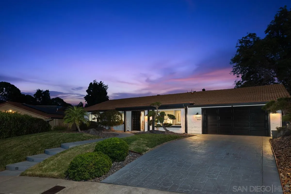 https://cdn.realtyfeed.com/cdn/127/260022856/84034ebec26fb2ab77a58f380df42c46.webp