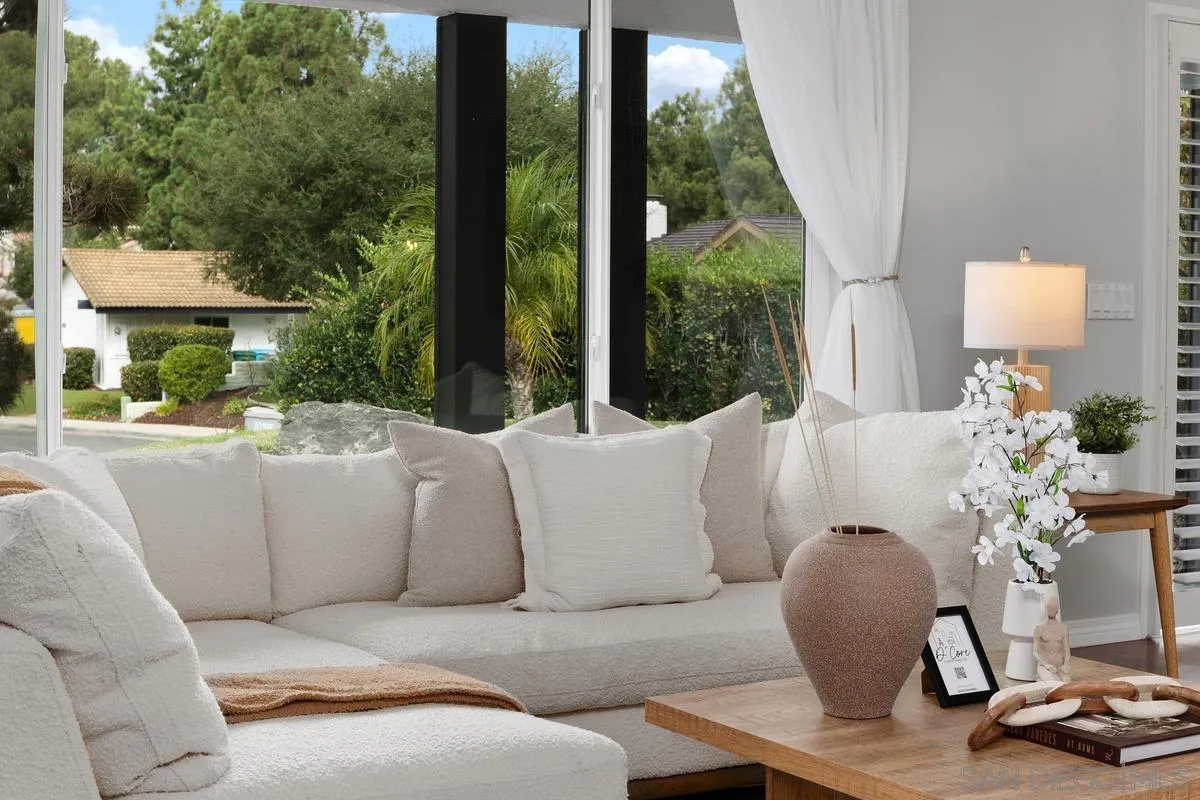 https://cdn.realtyfeed.com/cdn/127/260022856/aae1836c3f72425feed579d8f94e8160.webp
