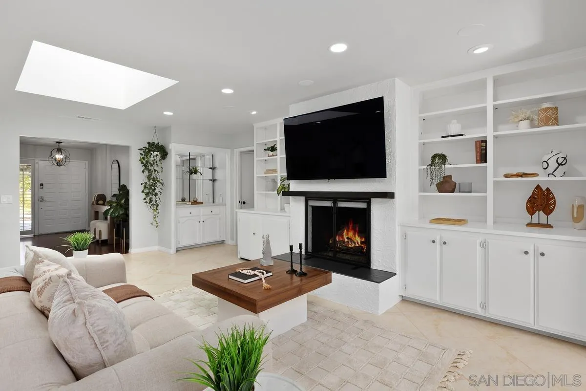 https://cdn.realtyfeed.com/cdn/127/260022856/ab400d52cda93e2f51fc9636018cdcf7.webp
