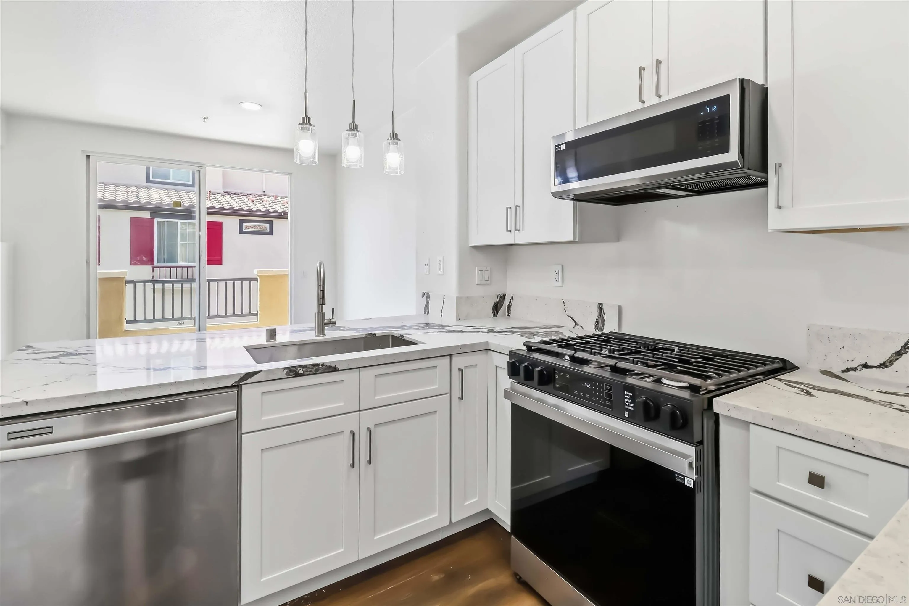 https://cdn.realtyfeed.com/cdn/127/260022857/6a106b761514acb029f56c56fbac4938.webp