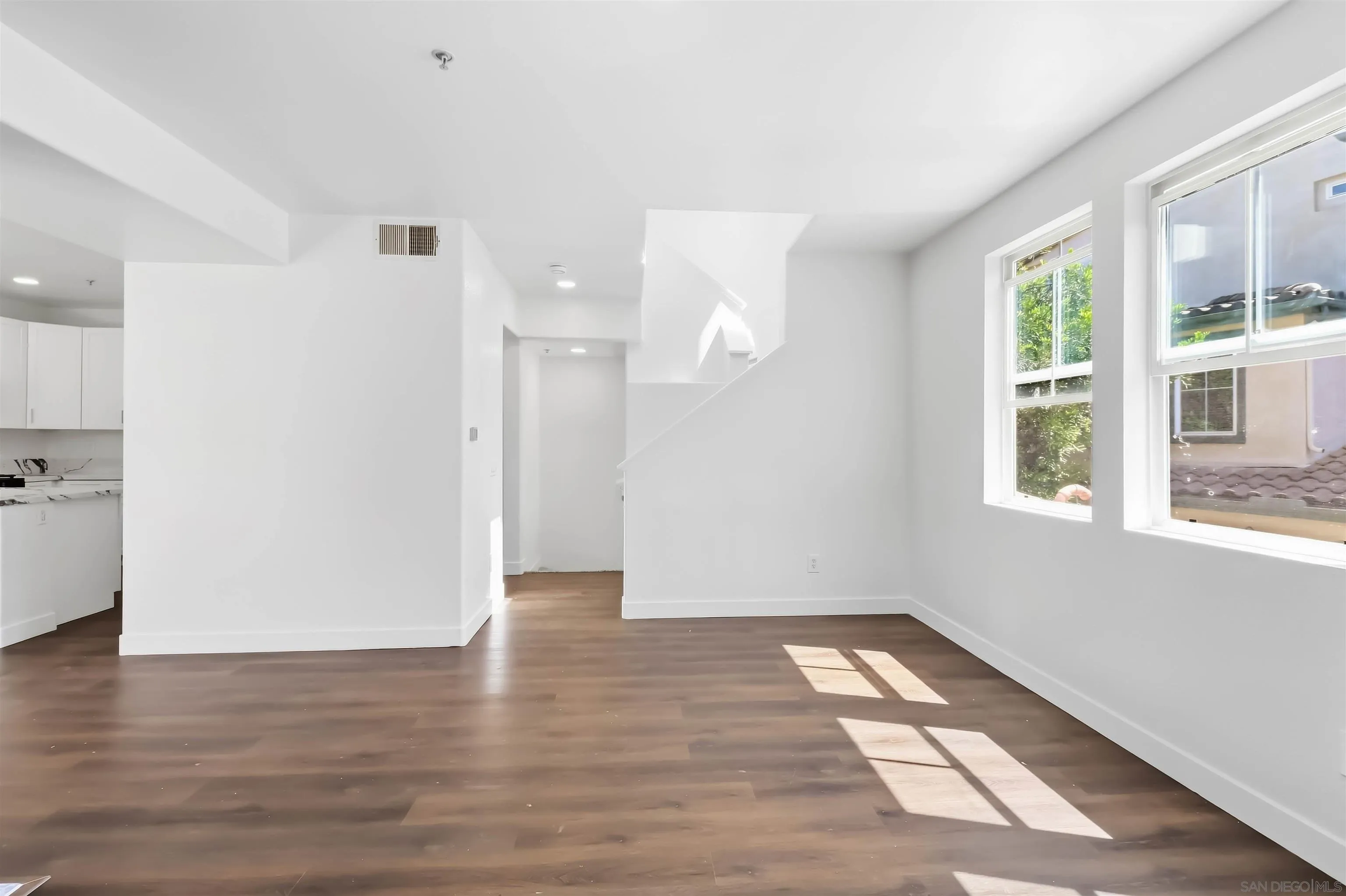 https://cdn.realtyfeed.com/cdn/127/260022857/742054048539fb32c0cc143ce6ab6559.webp