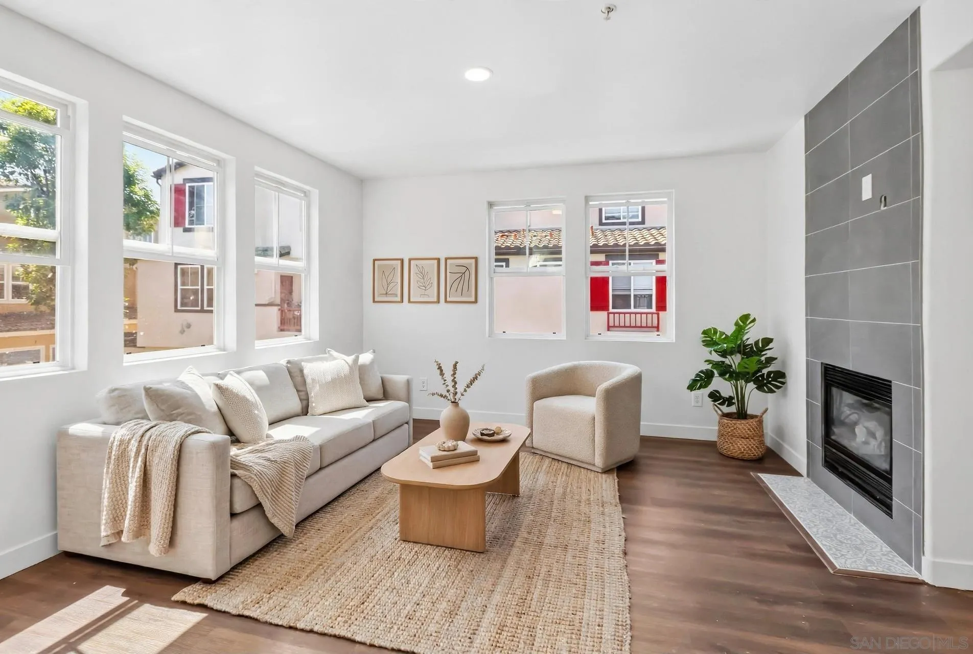 https://cdn.realtyfeed.com/cdn/127/260022857/d2ab40fcd620bc9c76eb689d669cc4d0.webp