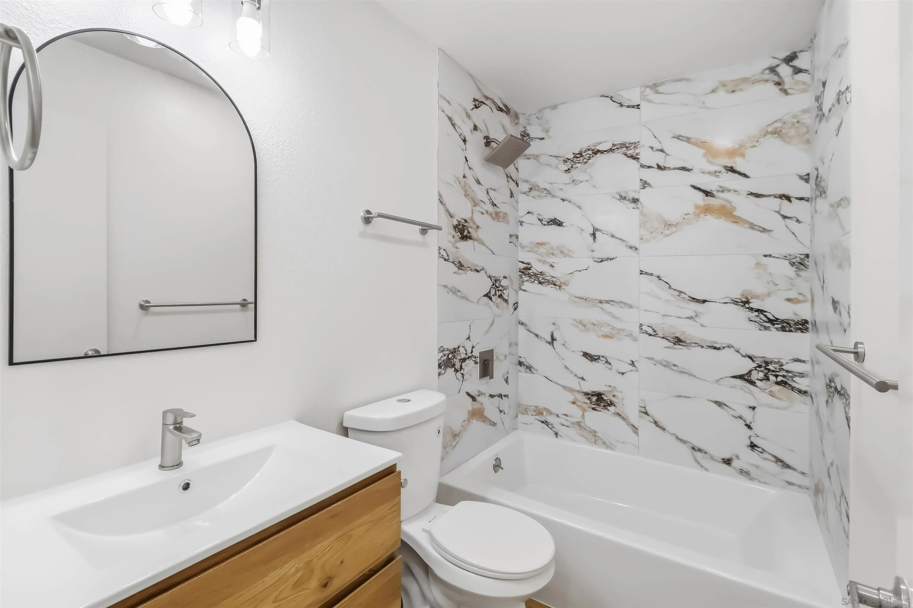 https://cdn.realtyfeed.com/cdn/127/260022857/d30d7392b63ae3f17ed30e2023337156.webp