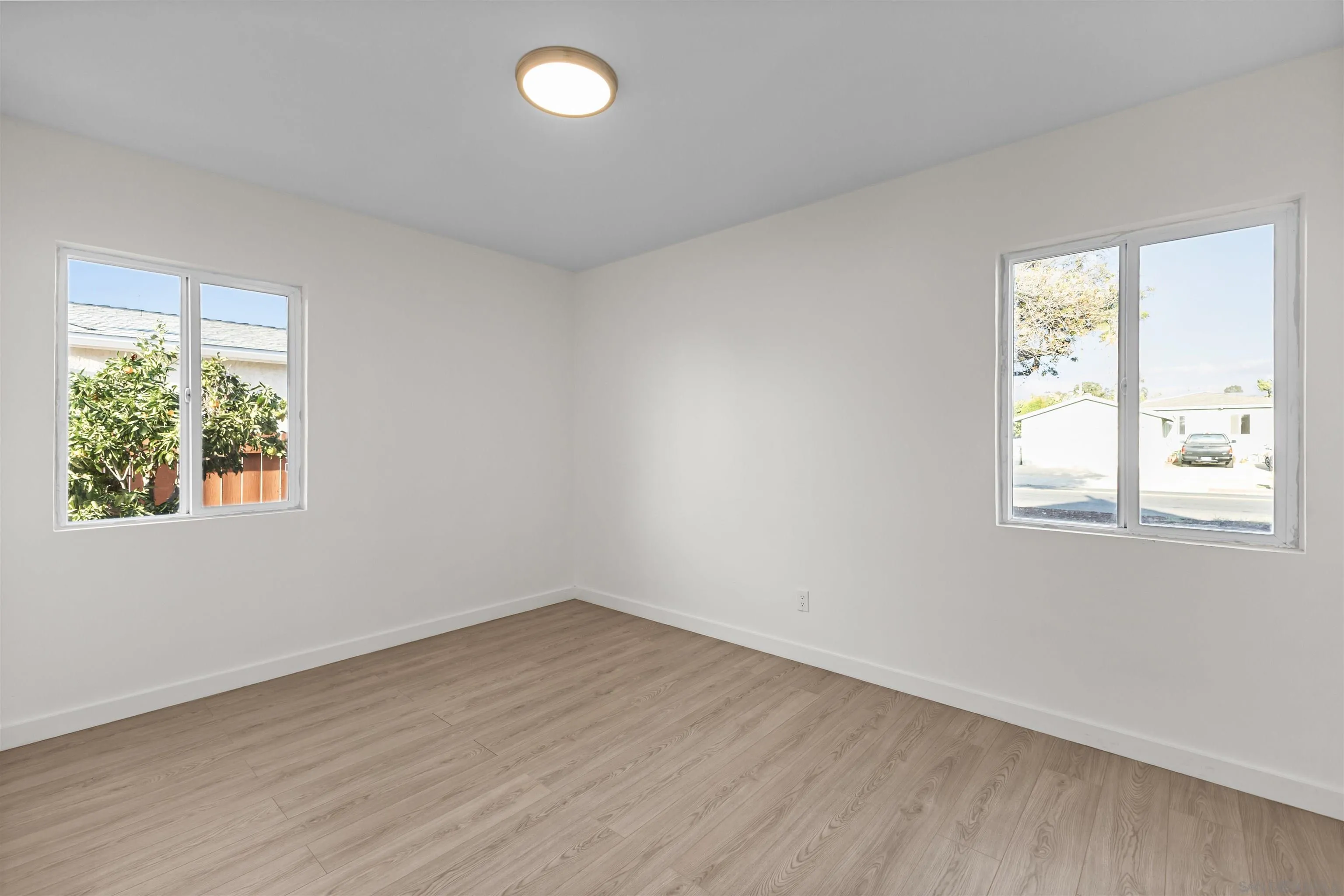 https://cdn.realtyfeed.com/cdn/127/260022858/474017a456cbfbdaead66cf4c3ddfaf2.webp