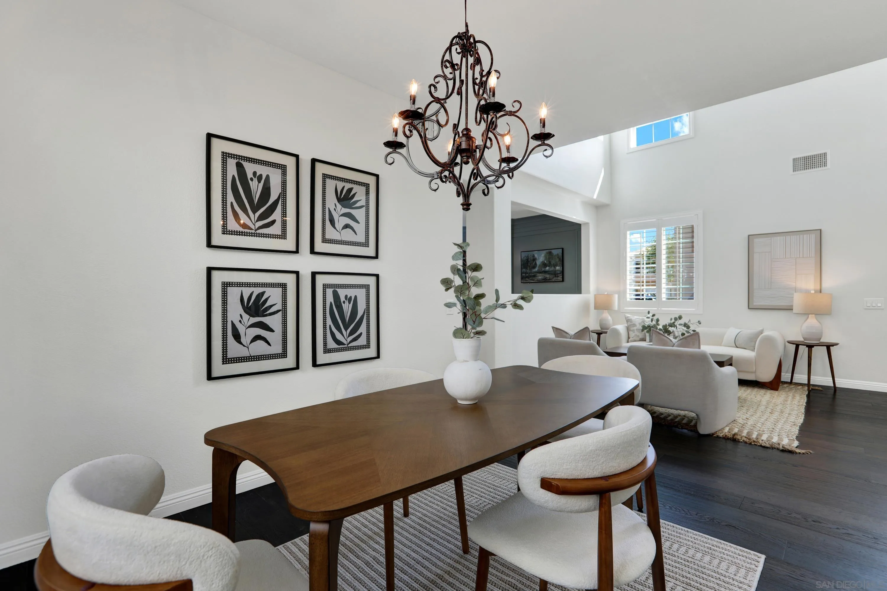 https://cdn.realtyfeed.com/cdn/127/260022861/09ba2a1e0c4467a33ed64232282335be.webp