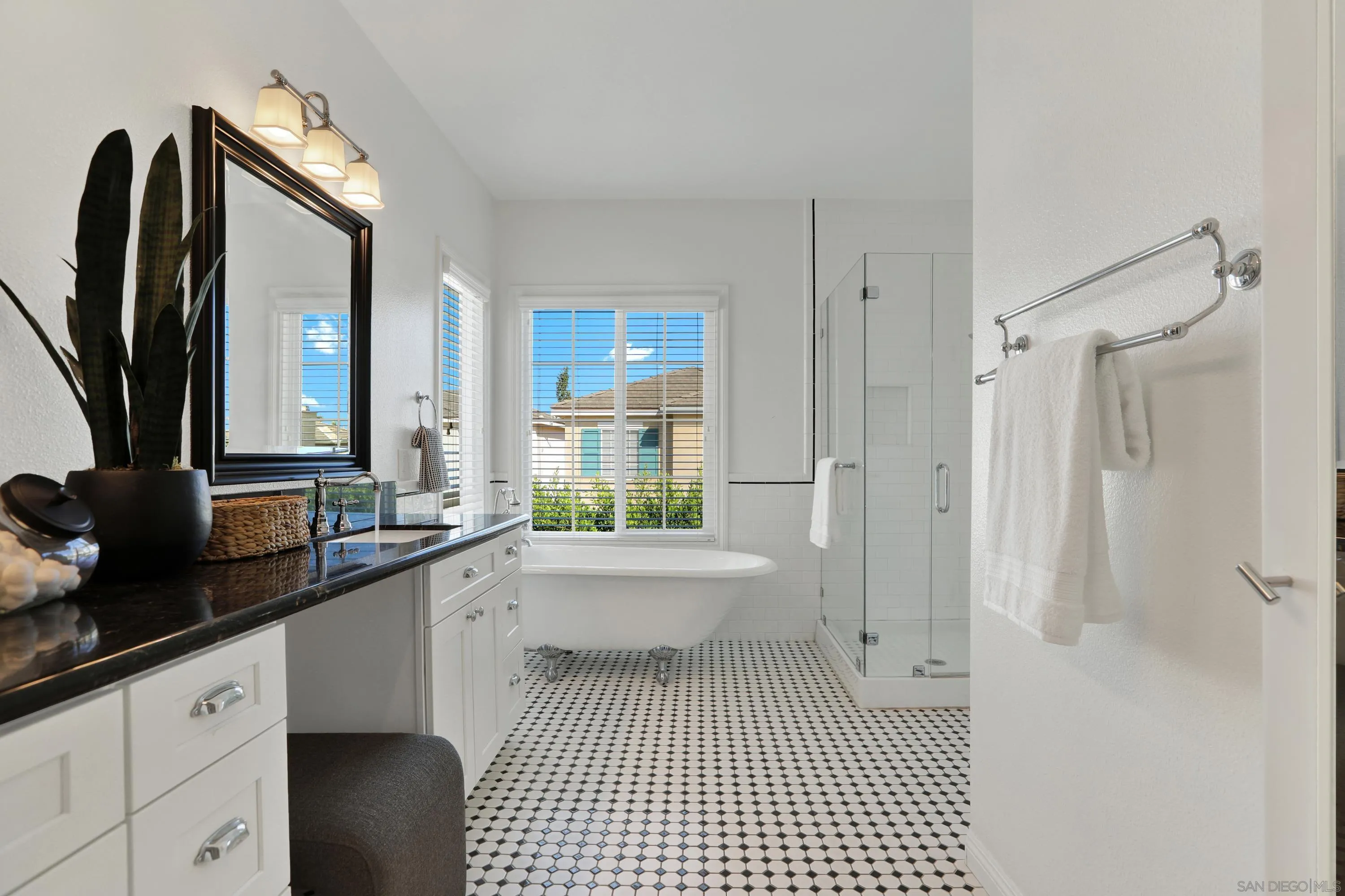 https://cdn.realtyfeed.com/cdn/127/260022861/260f649d1828797152270476f2761d5f.webp