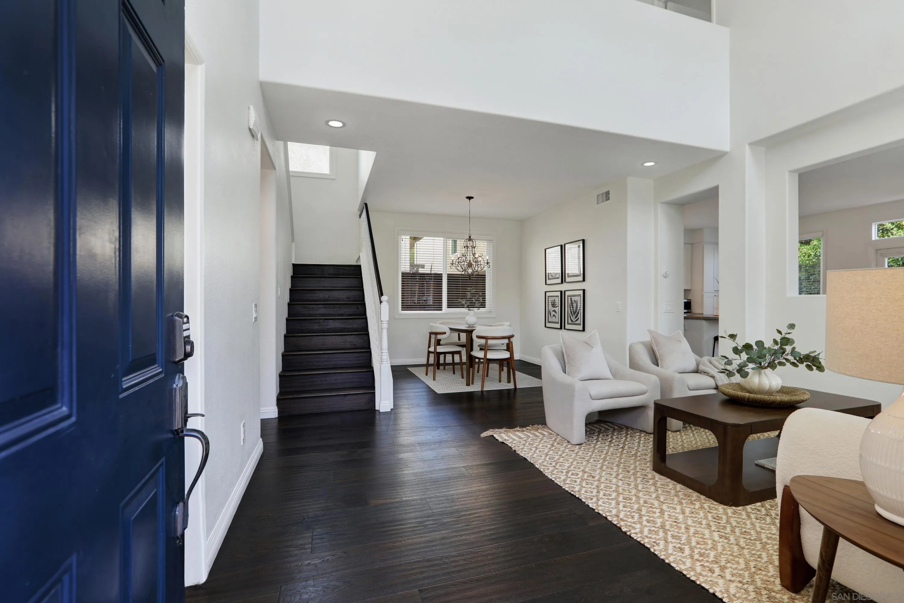 https://cdn.realtyfeed.com/cdn/127/260022861/44a56b58f4a2f92516478a4a7cedd14e.webp
