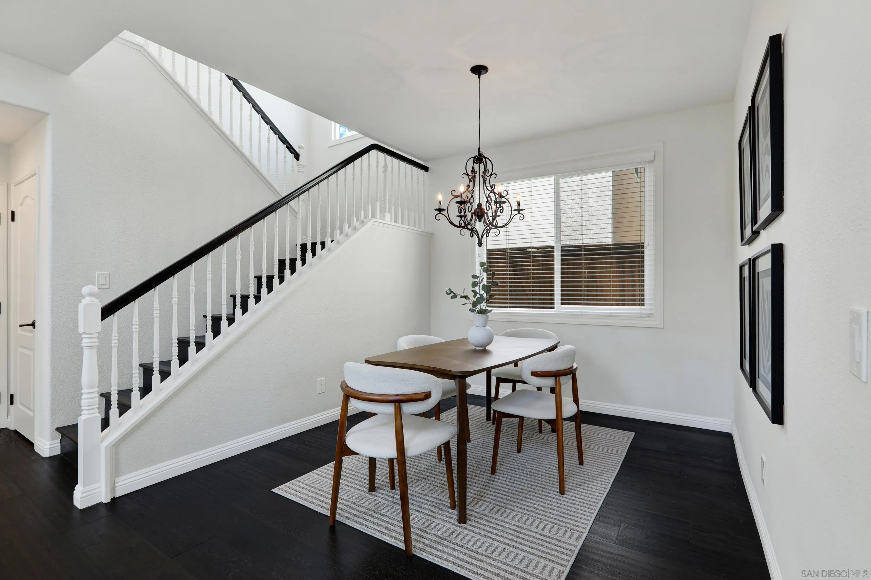 https://cdn.realtyfeed.com/cdn/127/260022861/b01ed5efeb911bb75d1d08f4b288611e.webp