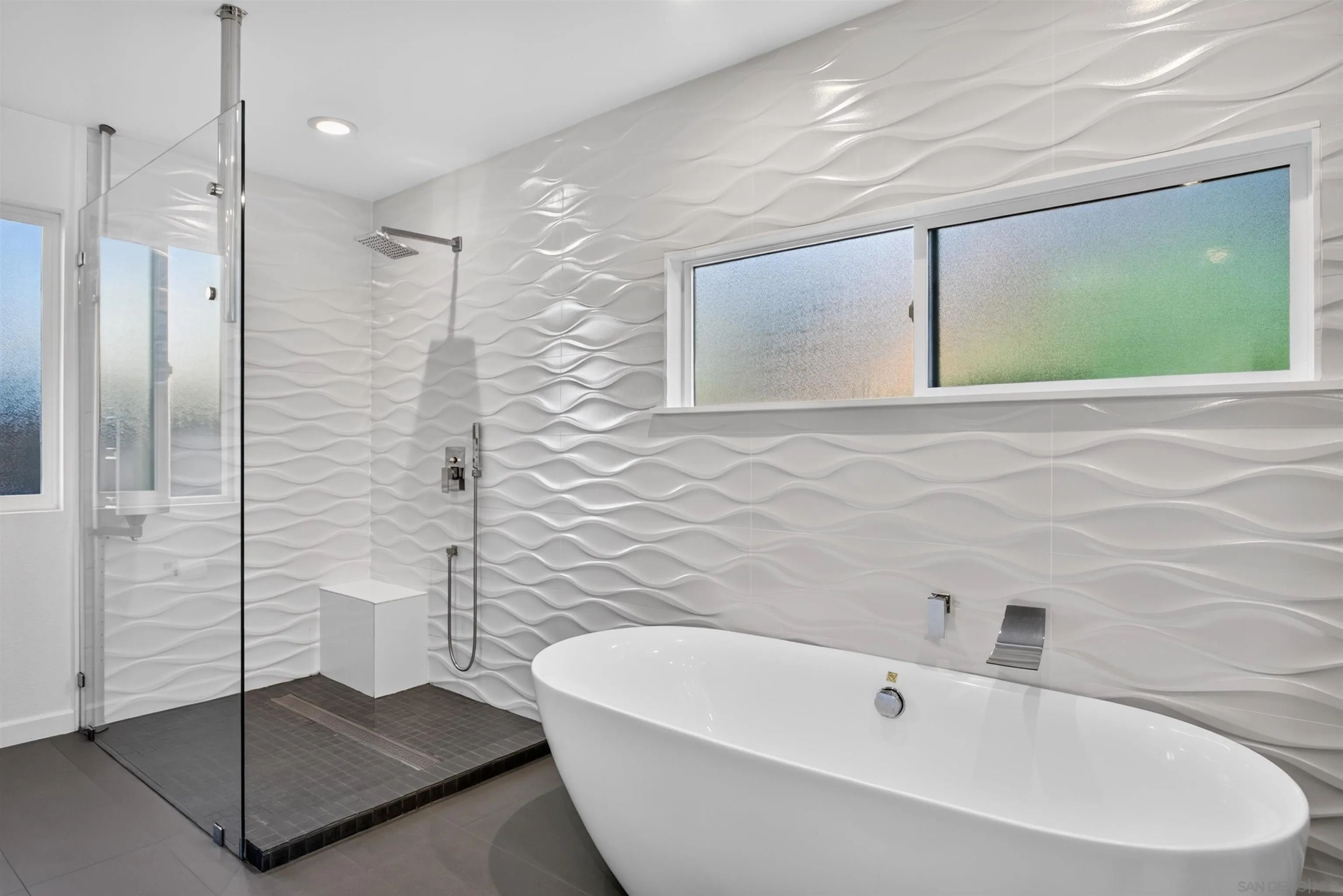 https://cdn.realtyfeed.com/cdn/127/260022865/4c3f2f858704224a3d2977c66e493a93.webp