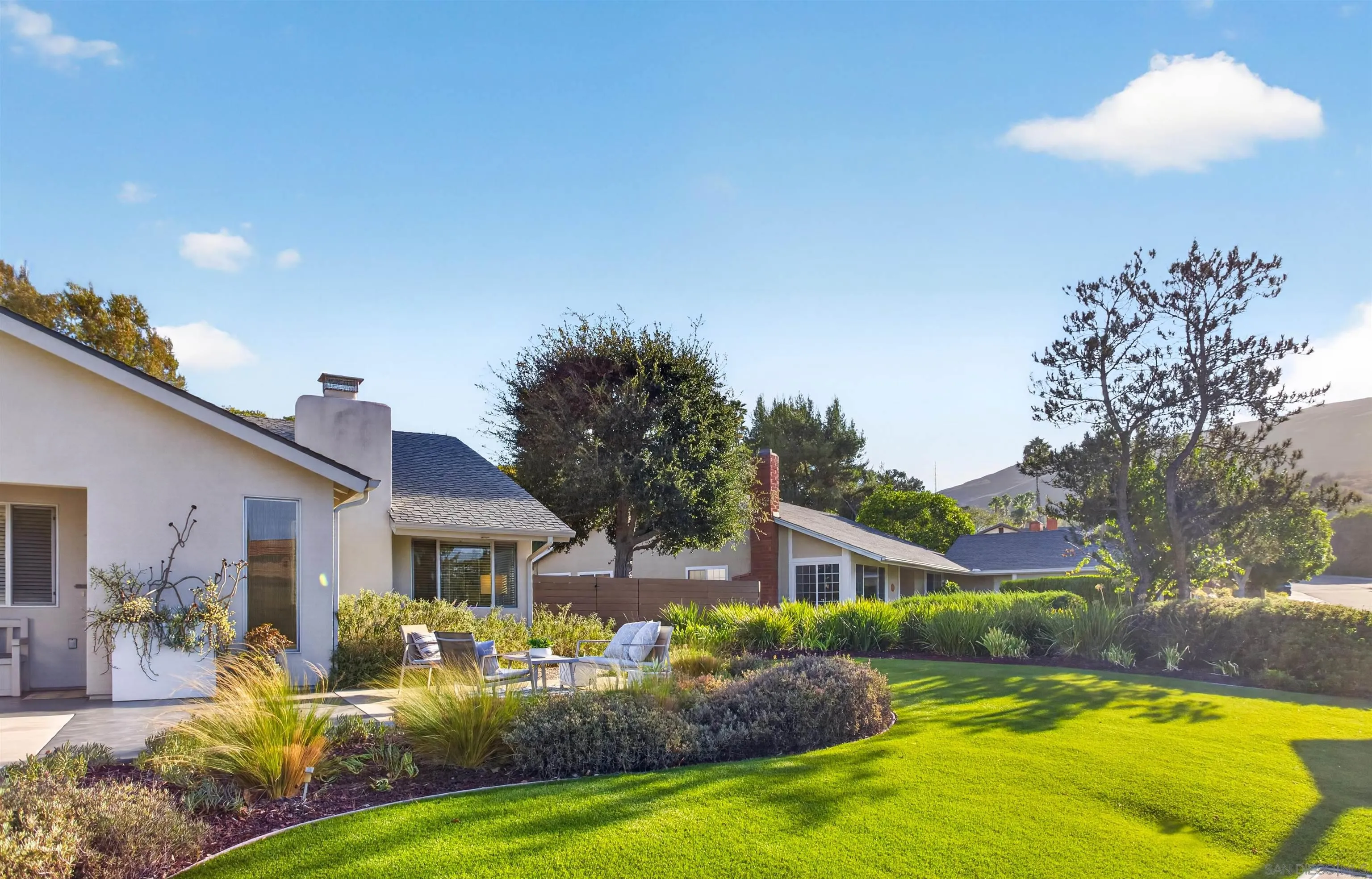 https://cdn.realtyfeed.com/cdn/127/260022865/ae2cc08c9e90489785af7027baa45635.webp