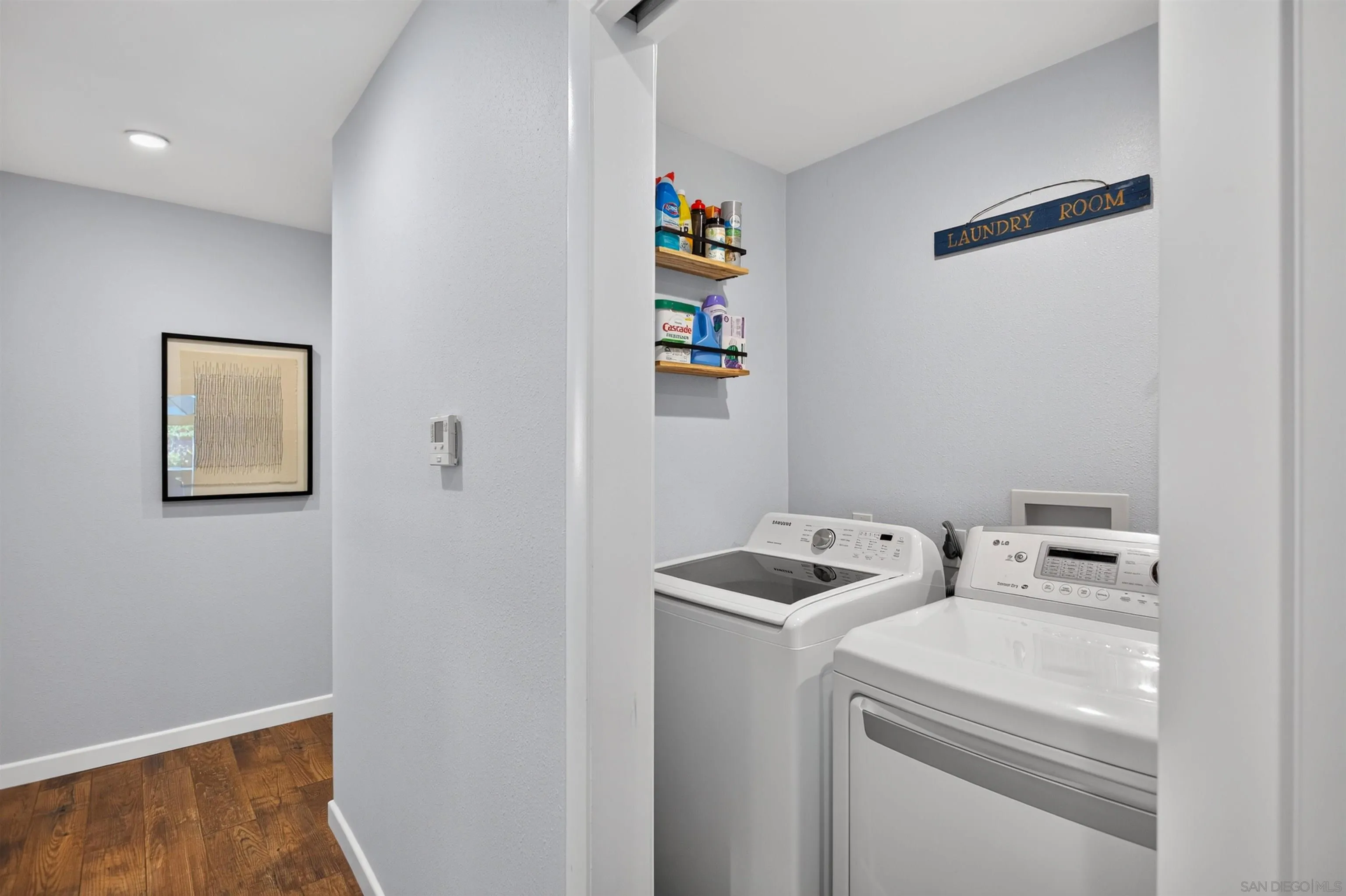 https://cdn.realtyfeed.com/cdn/127/260022865/b1a615a21d002112adede7b5be8512f2.webp