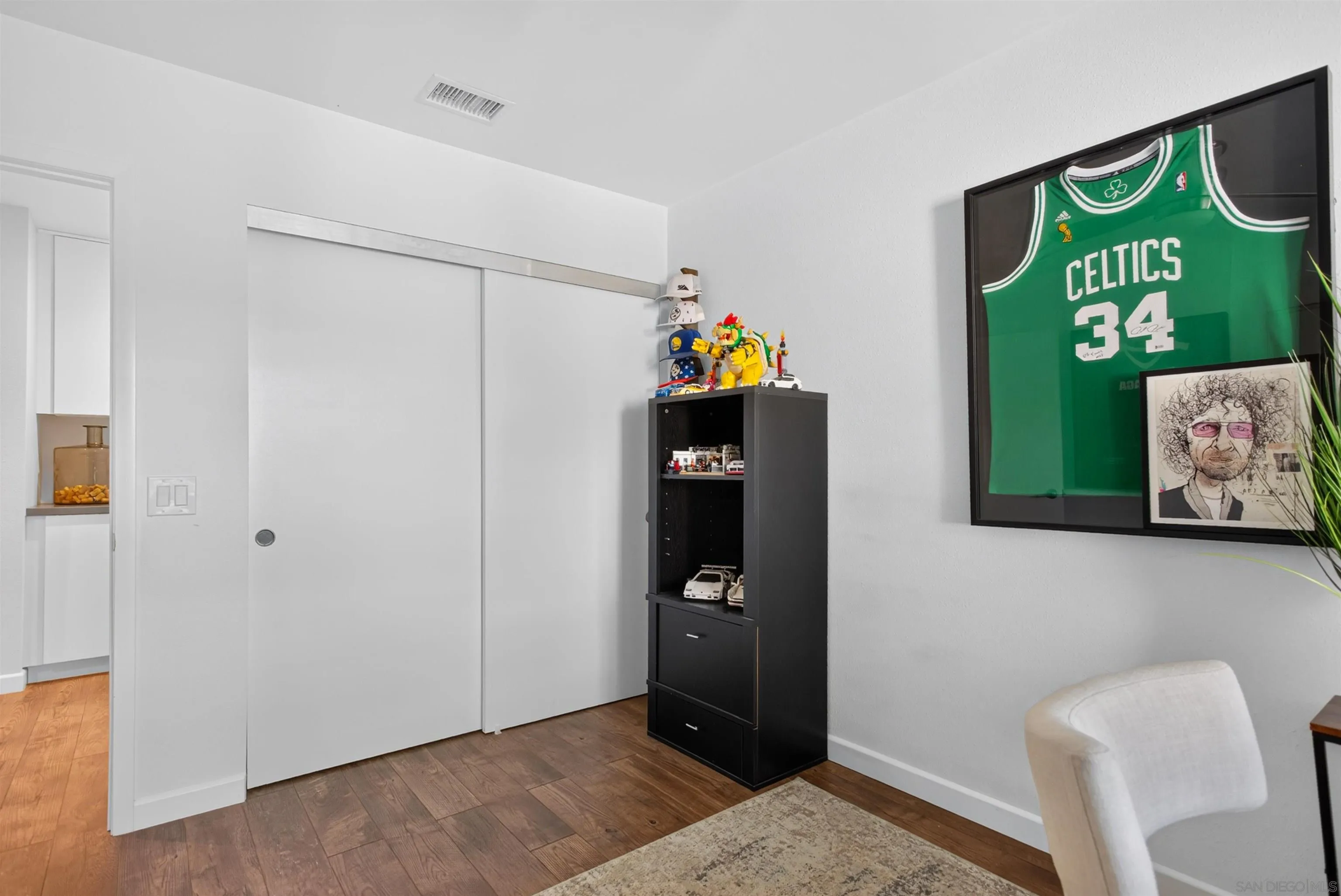 https://cdn.realtyfeed.com/cdn/127/260022865/bfa4124ecdfb541b019582dd5fd7c2e3.webp