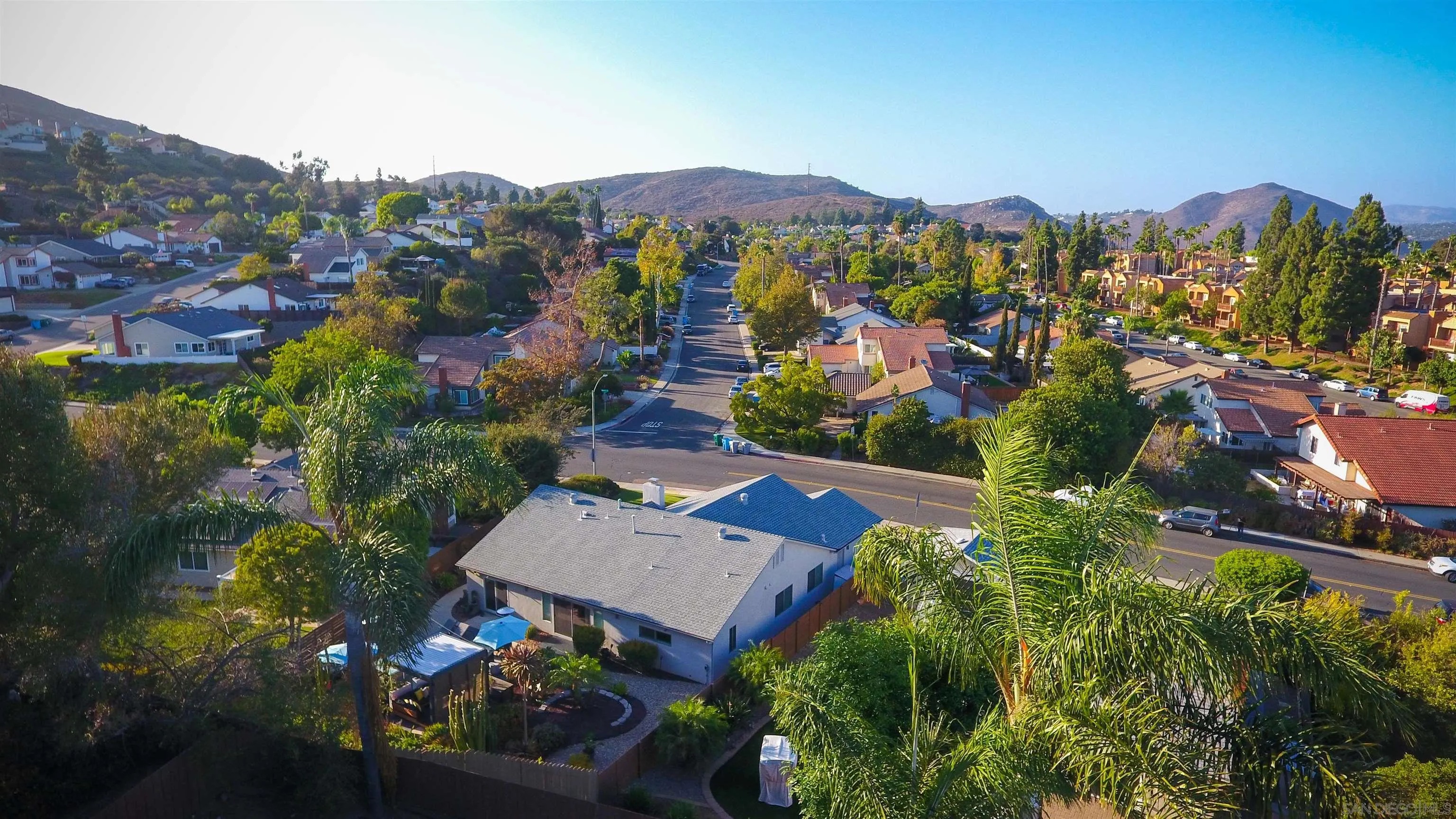 https://cdn.realtyfeed.com/cdn/127/260022865/c6863e8c838d00d6706c99d4ead3b2ae.webp