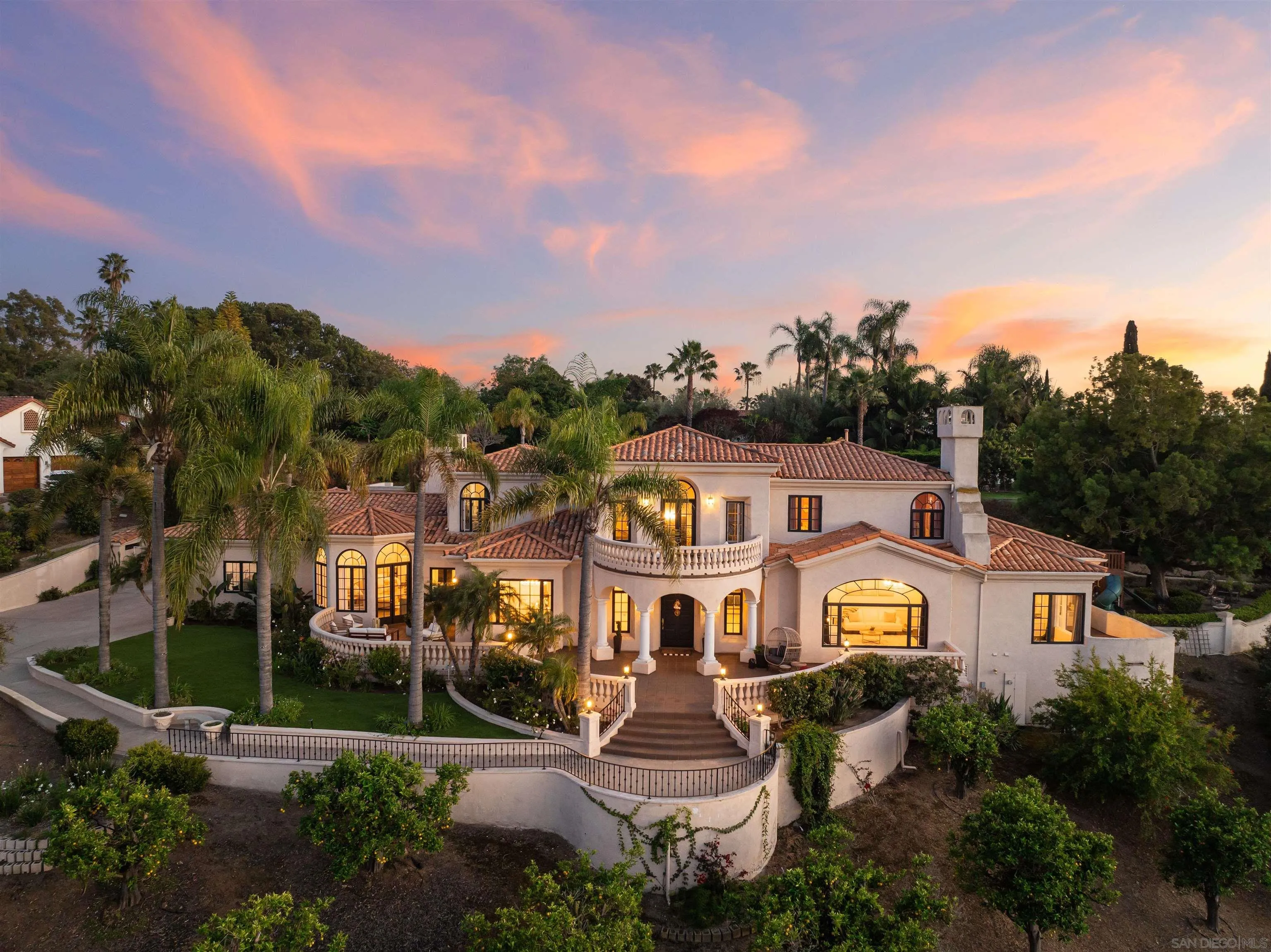 https://cdn.realtyfeed.com/cdn/127/260022870/3adba3f4000f09ad3a93aac17f2f9d15.webp
