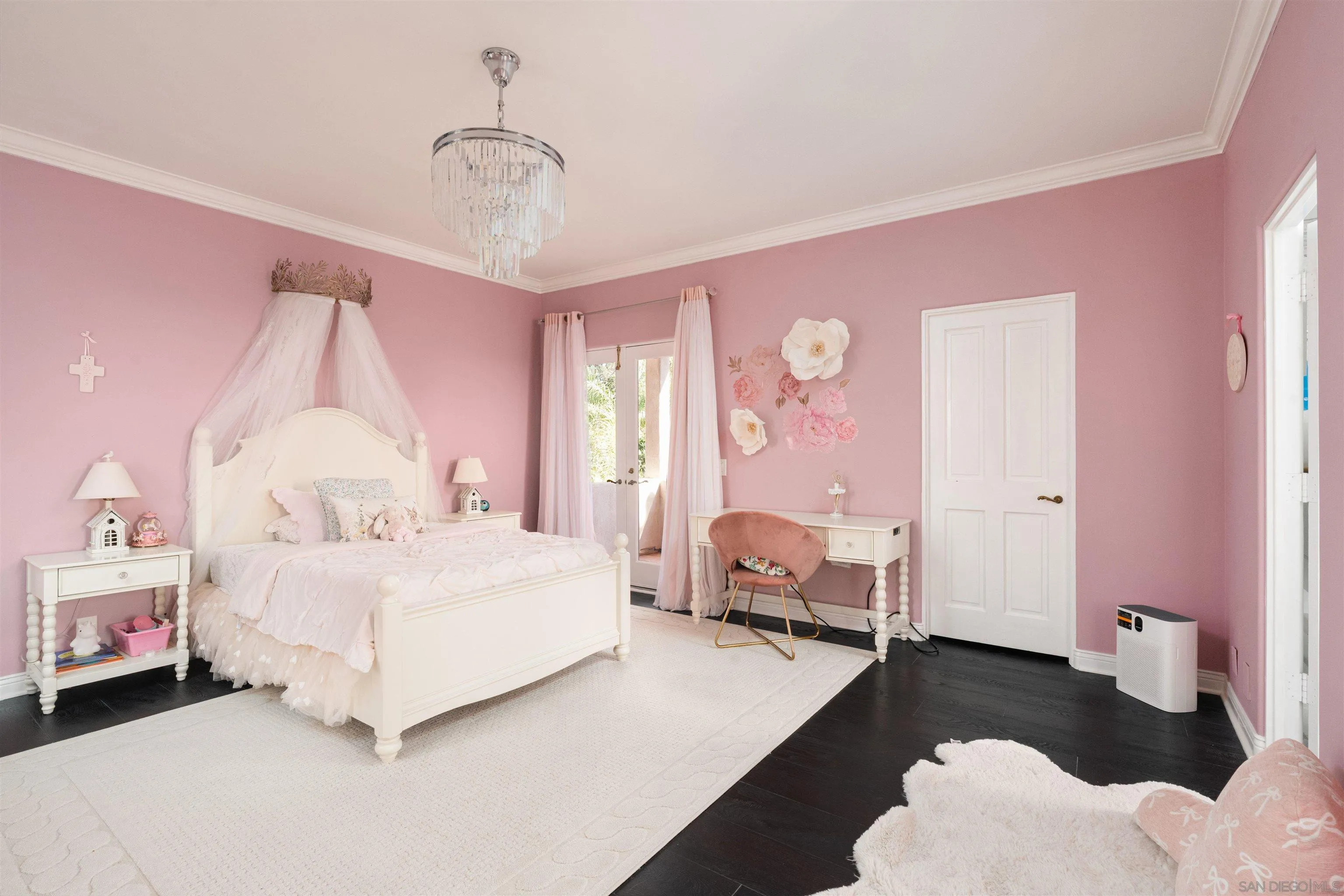 https://cdn.realtyfeed.com/cdn/127/260022870/56654f5907adbc73db24742fe832c64f.webp