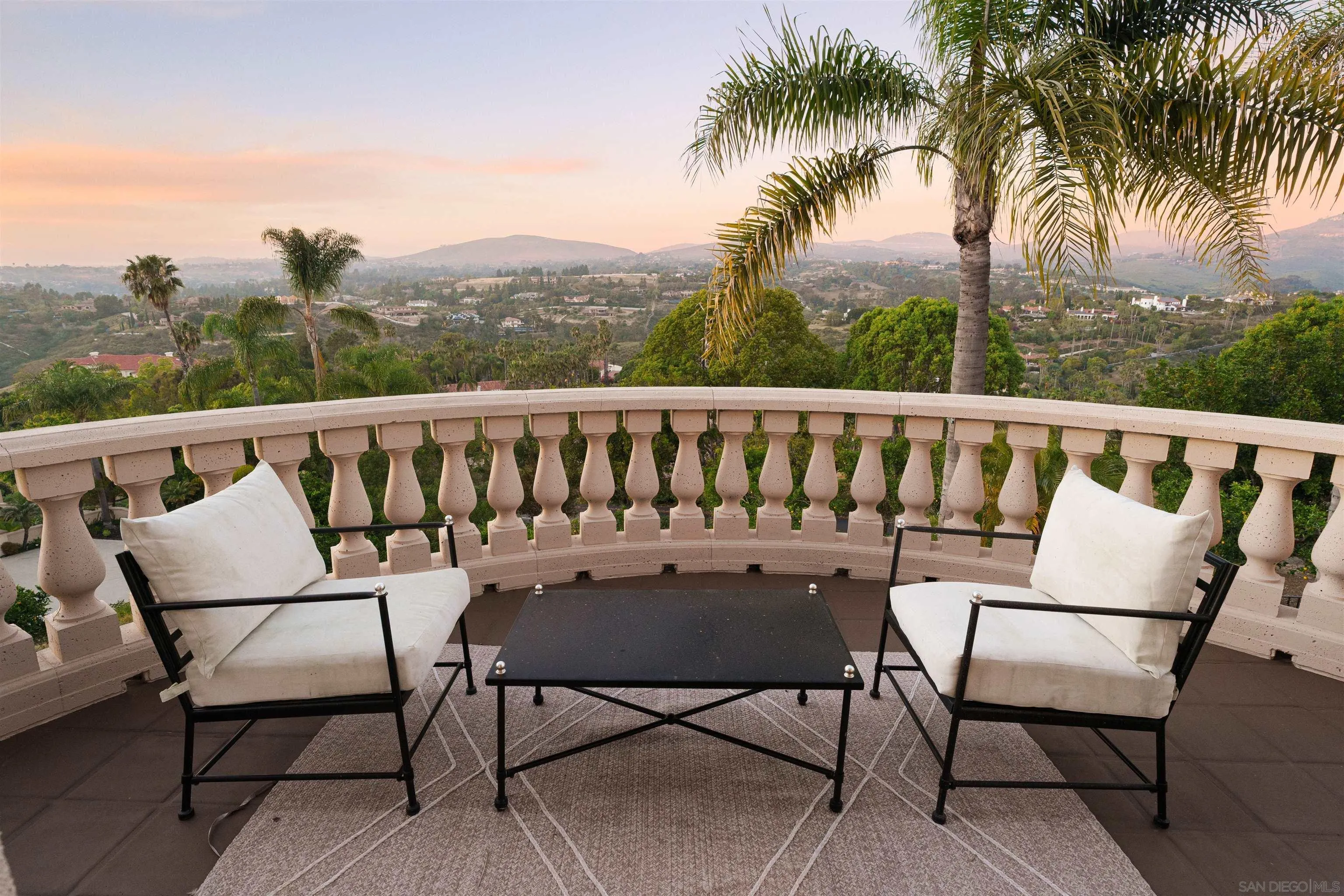 https://cdn.realtyfeed.com/cdn/127/260022870/7148849ca70da65339b26ea9c1b8ebcc.webp