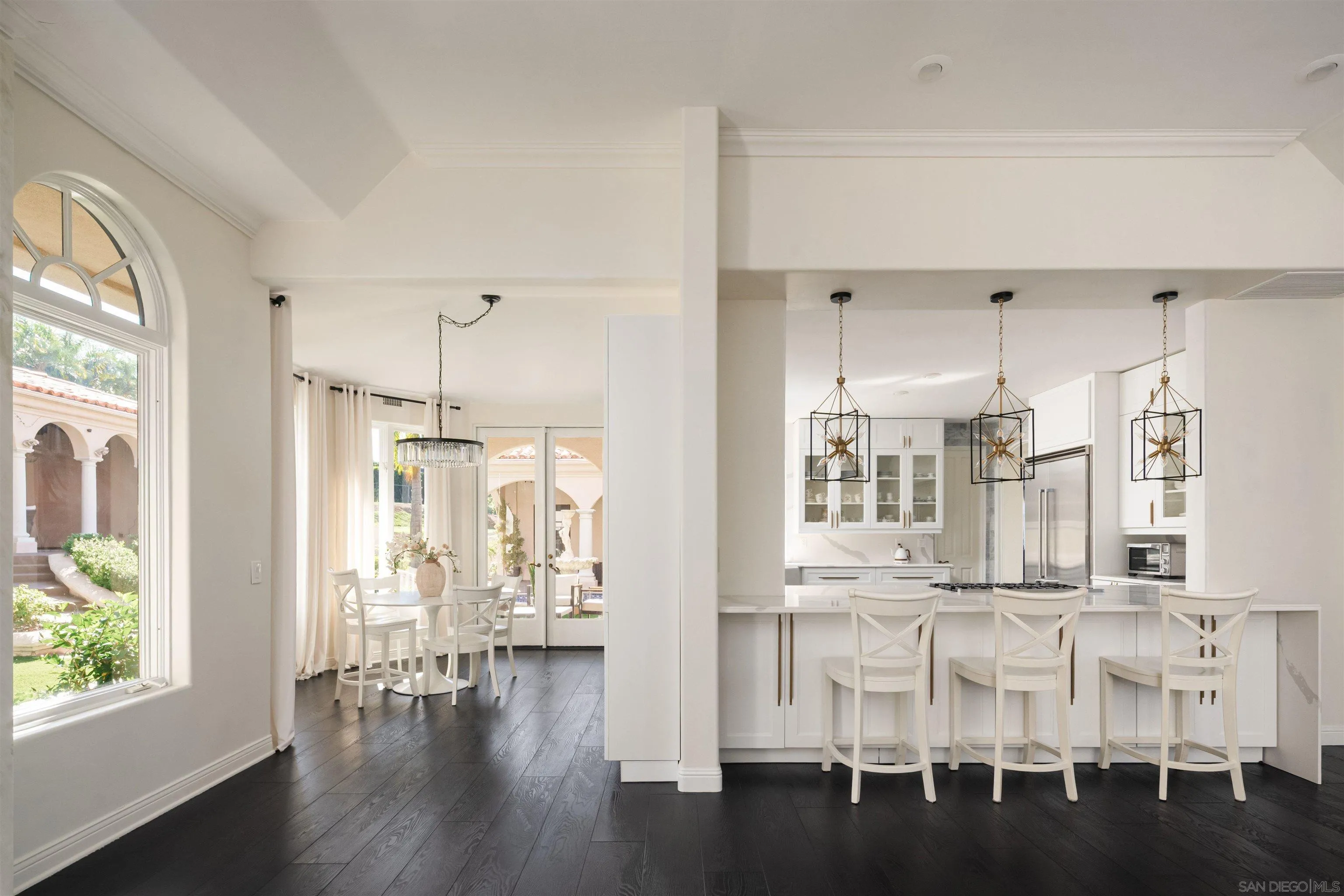 https://cdn.realtyfeed.com/cdn/127/260022870/ad10bdf470eca9ff69d876342ebb3a5a.webp