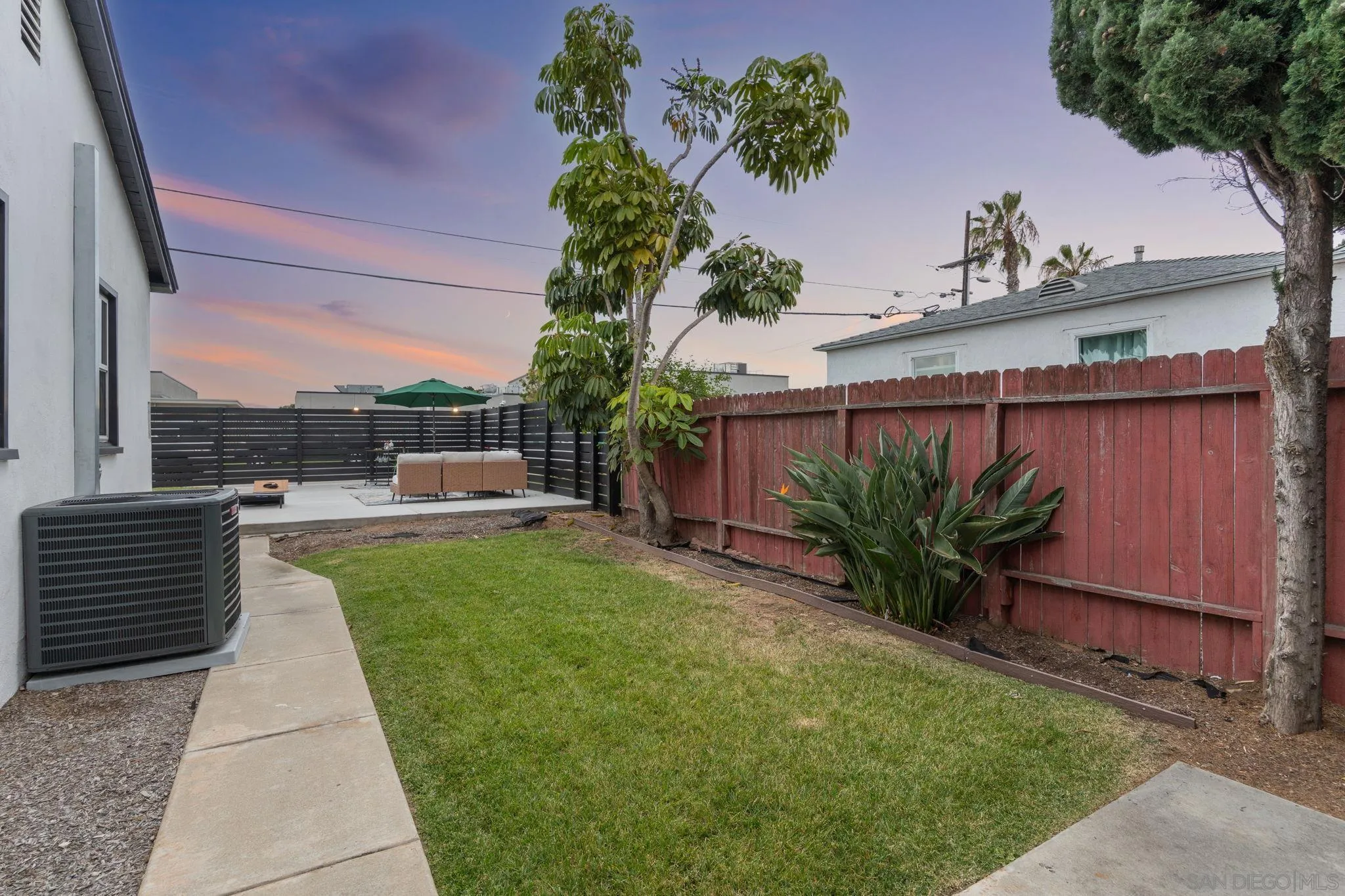 https://cdn.realtyfeed.com/cdn/127/260022876/a88227af1cb1726216c9ffa99d3df1da.webp