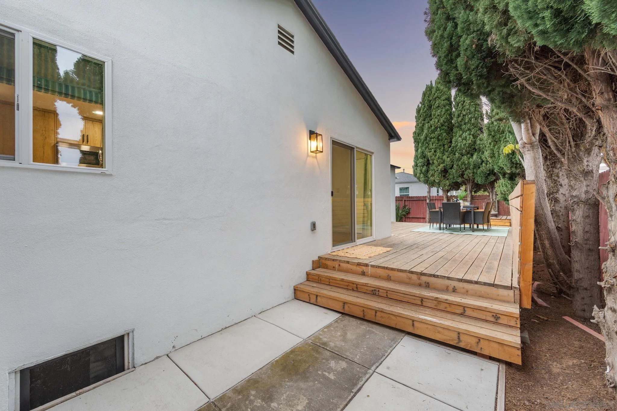 https://cdn.realtyfeed.com/cdn/127/260022876/ab0d9d6aa8c6b94653515bdbd2d87095.webp