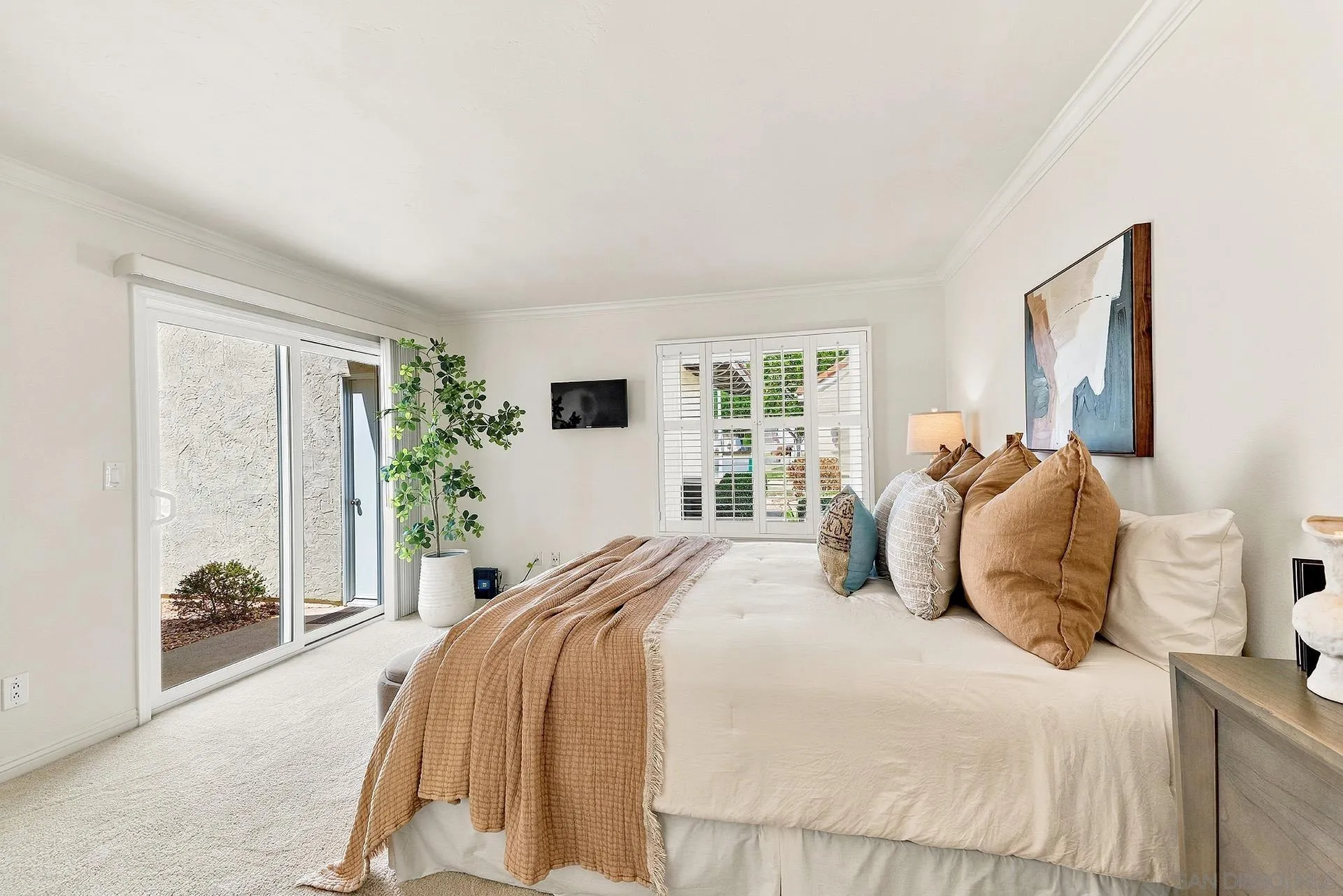 https://cdn.realtyfeed.com/cdn/127/260022883/0b132dba8768efc0eacfeaa668bf3800.webp
