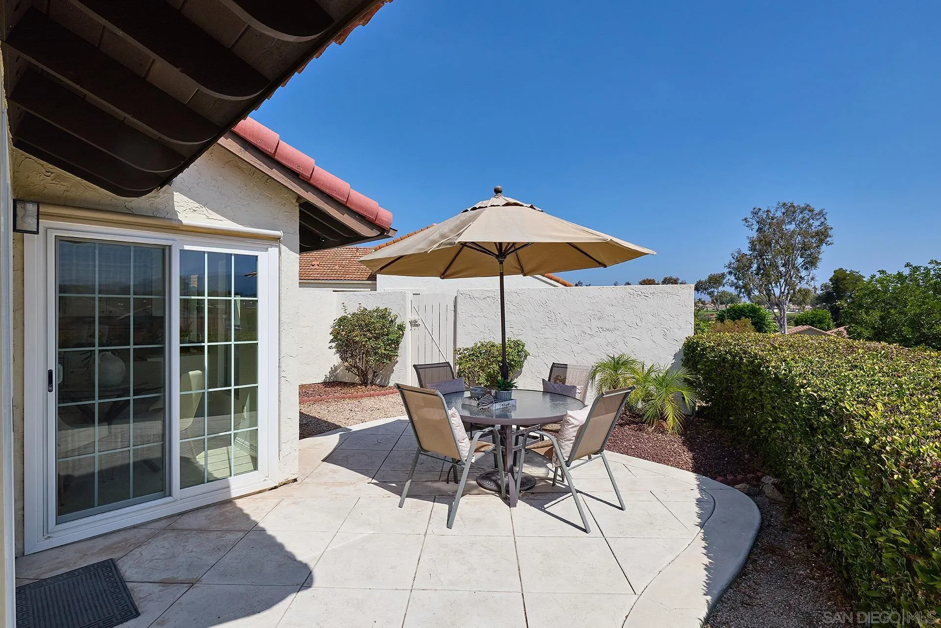 https://cdn.realtyfeed.com/cdn/127/260022883/b862fcf555375482482bd090b647cc6c.webp