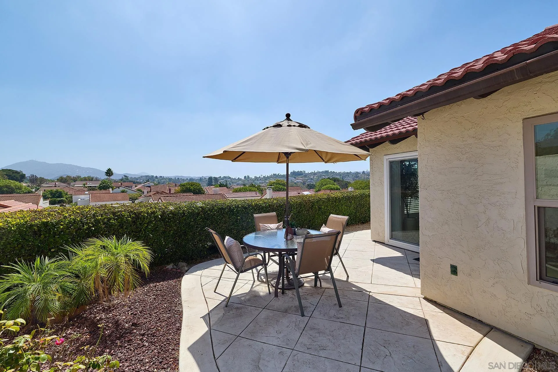 https://cdn.realtyfeed.com/cdn/127/260022883/ba02eebd9886e39eb11793568a7fef04.webp