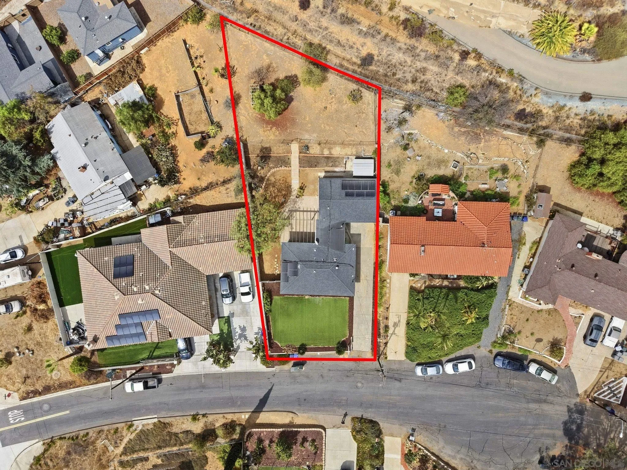 3814 Rojo Tierra, La Mesa, CA 91941 3814 Rojo Tierra, La Mesa, CA 91941