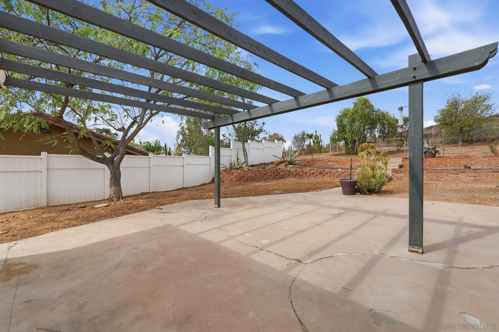 3814 Rojo Tierra, La Mesa, CA 91941 3814 Rojo Tierra, La Mesa, CA 91941