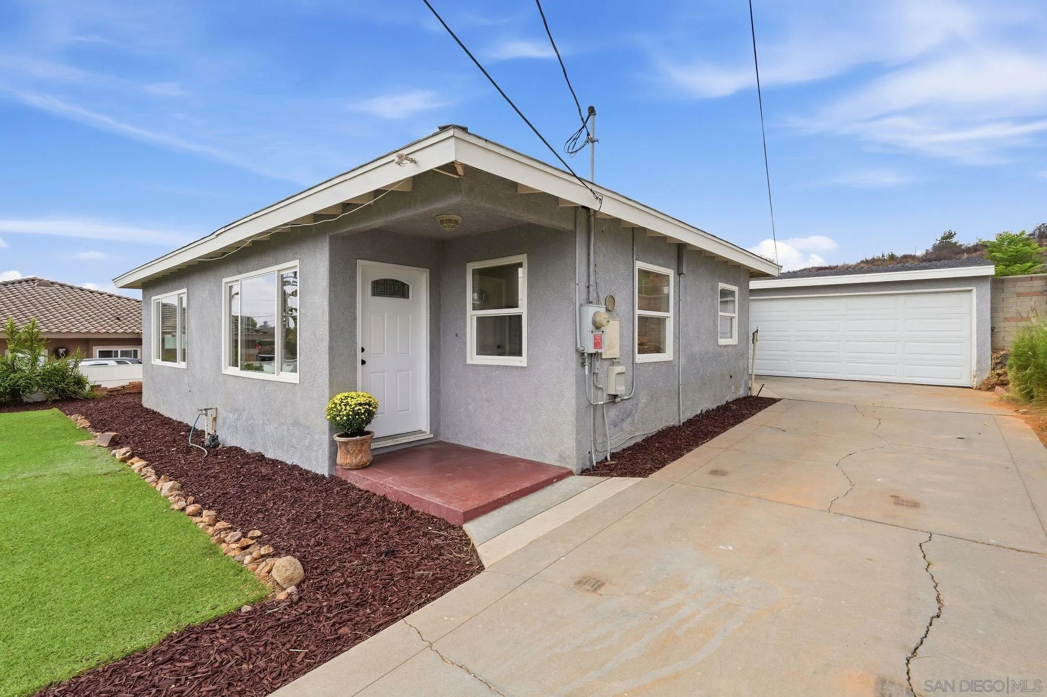 3814 Rojo Tierra, La Mesa, CA 91941 3814 Rojo Tierra, La Mesa, CA 91941