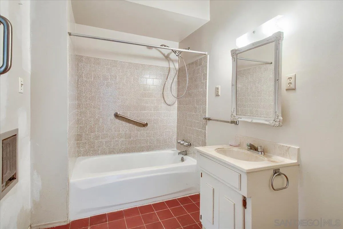 https://cdn.realtyfeed.com/cdn/127/260022885/a285e5900c9c3641c59c34207de16c3e.webp